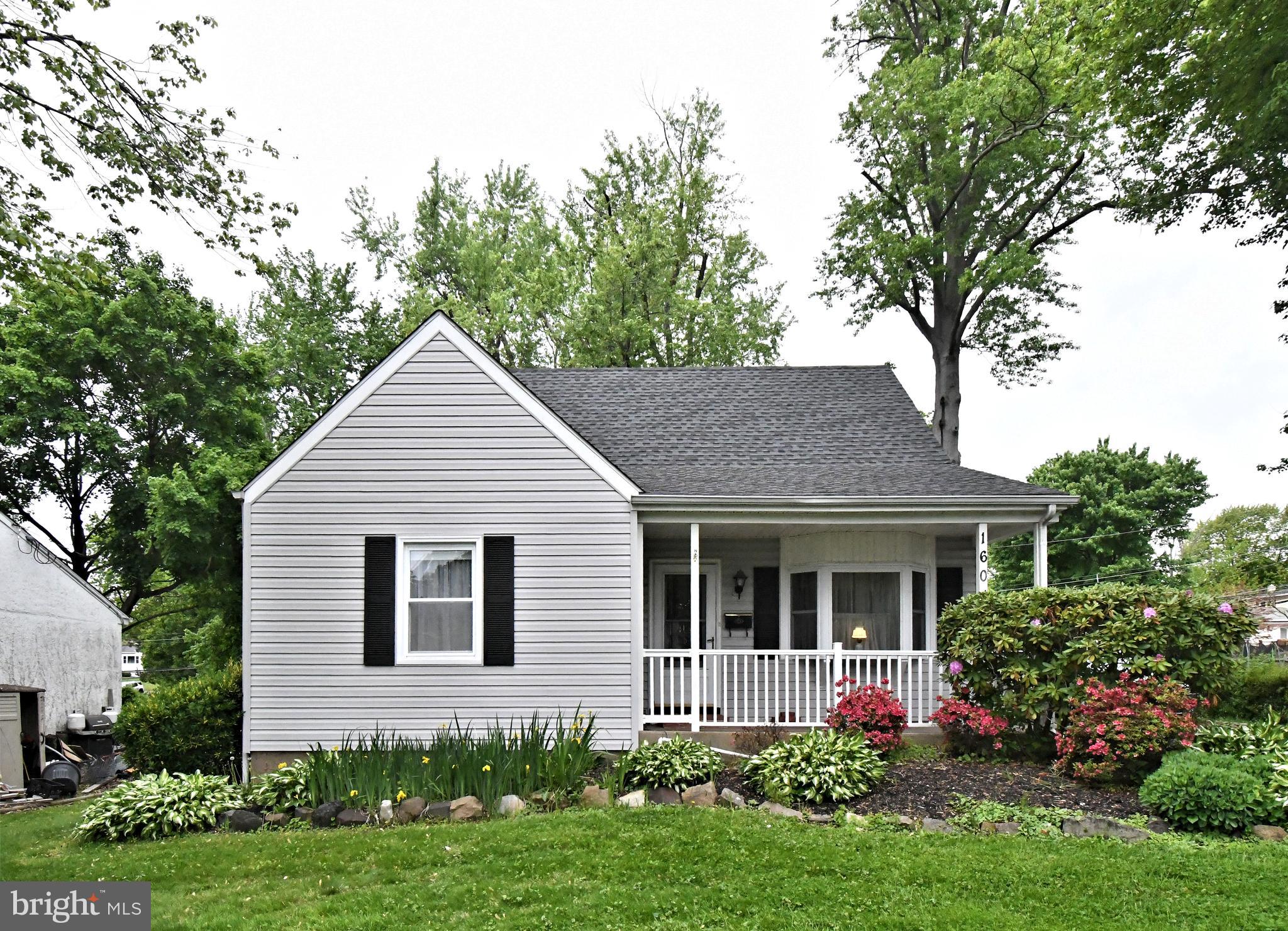 FEASTERVILLE HGTS - Residential