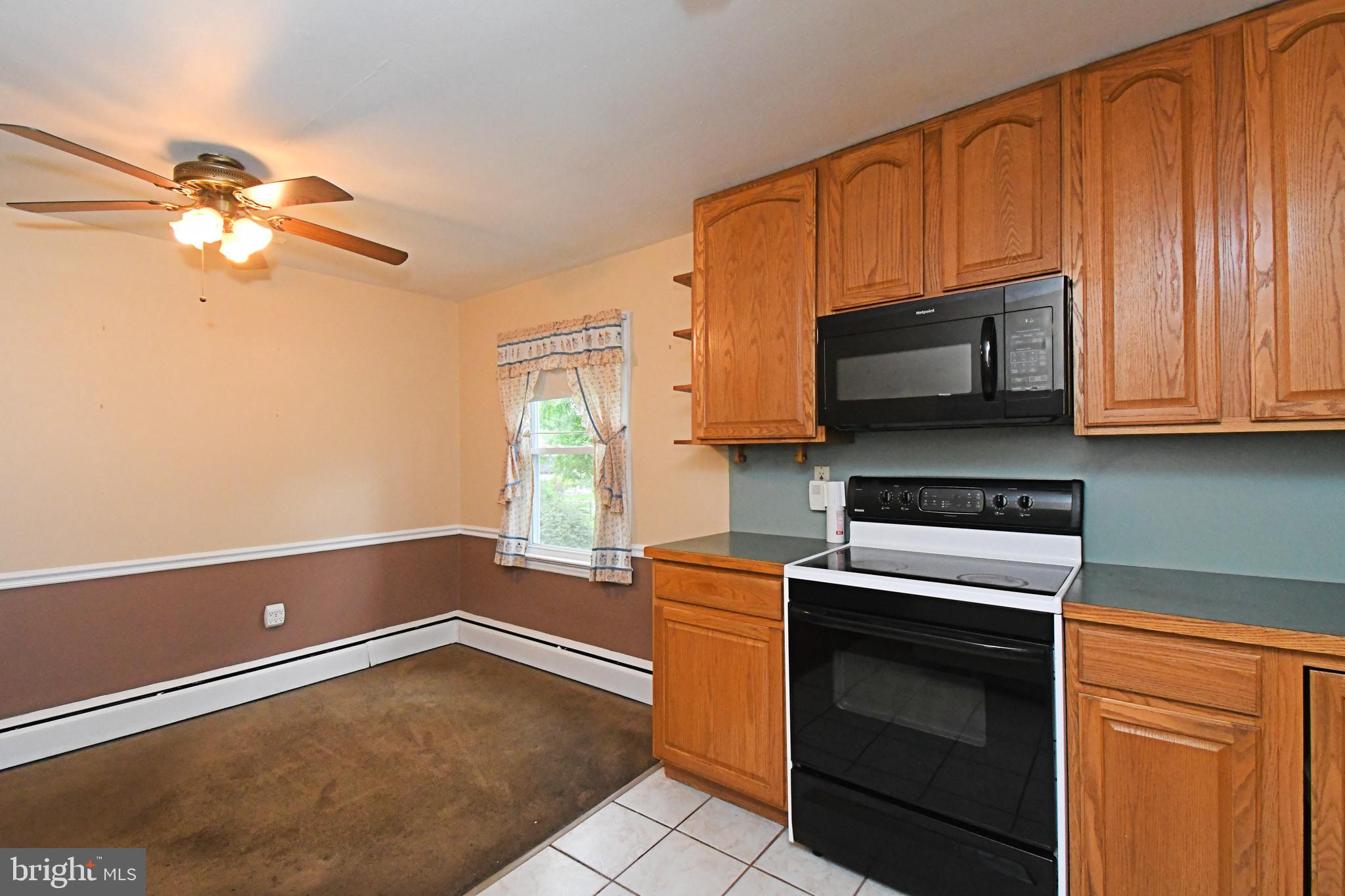 FEASTERVILLE HGTS - Residential