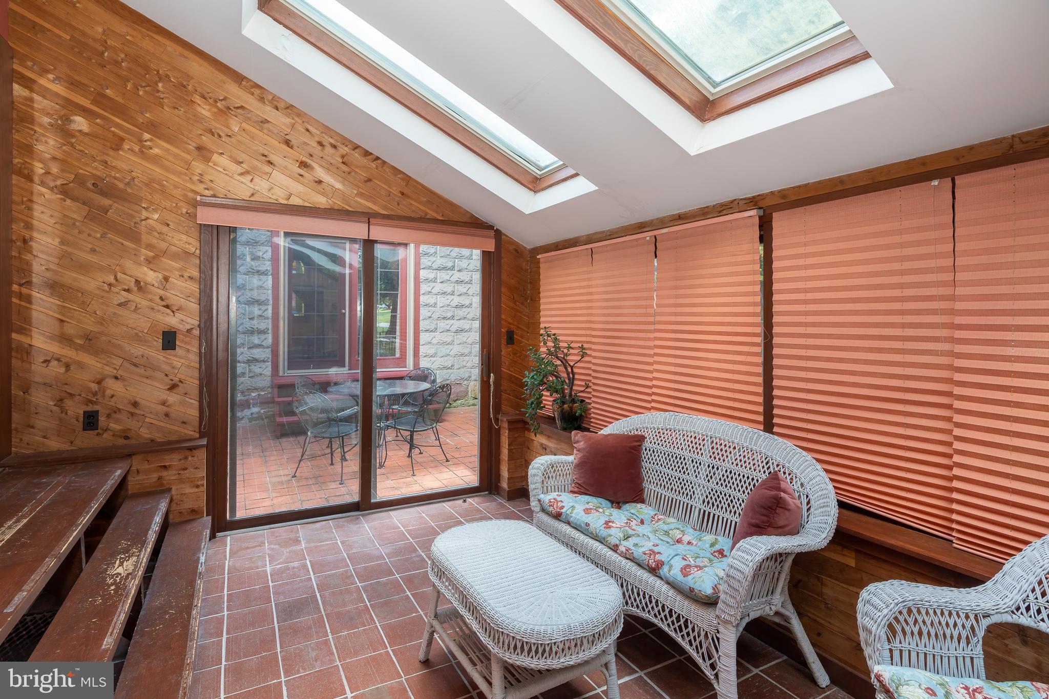 LISBURN - Residential