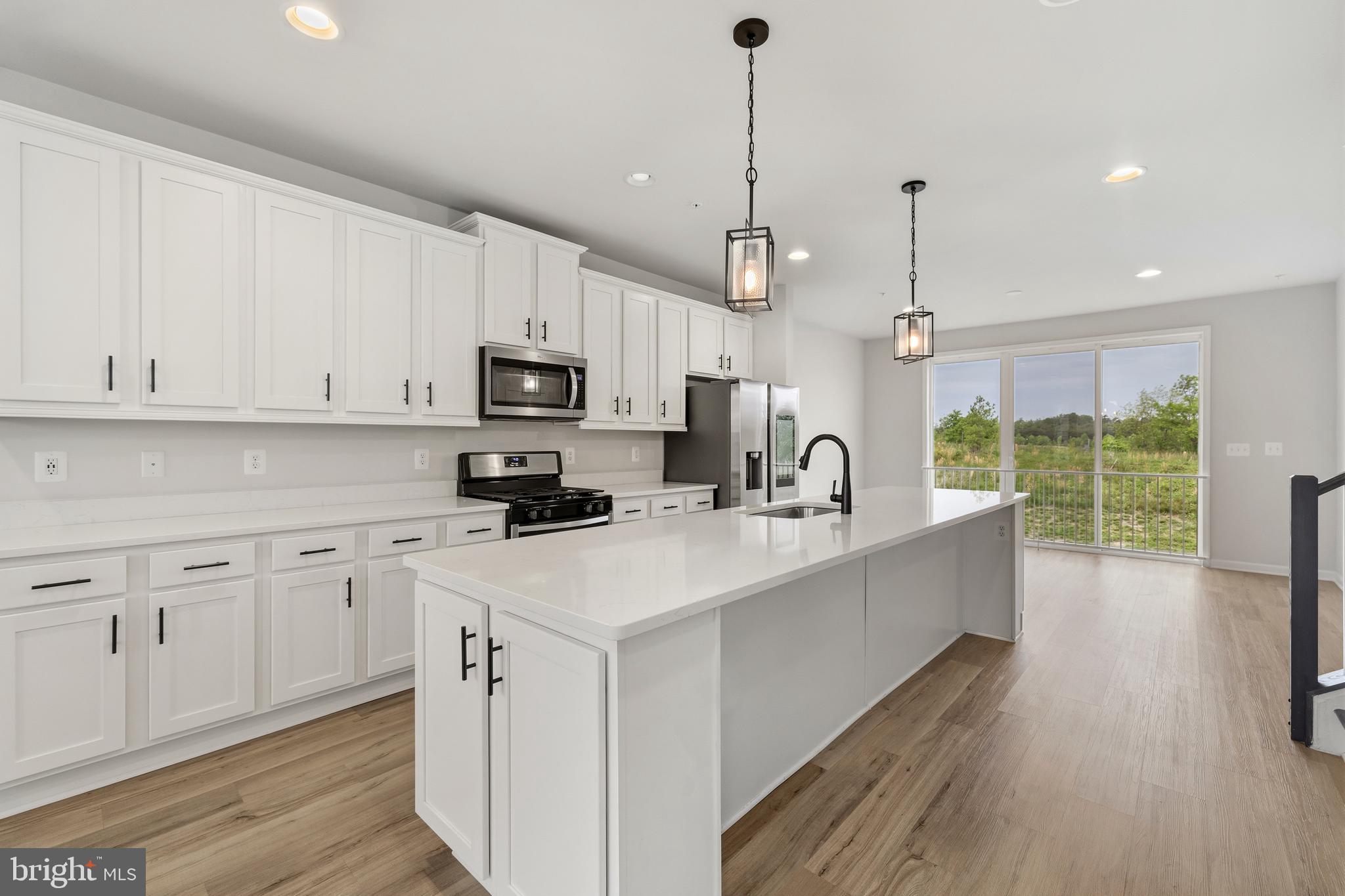 LAUREL OVERLOOK - Residential