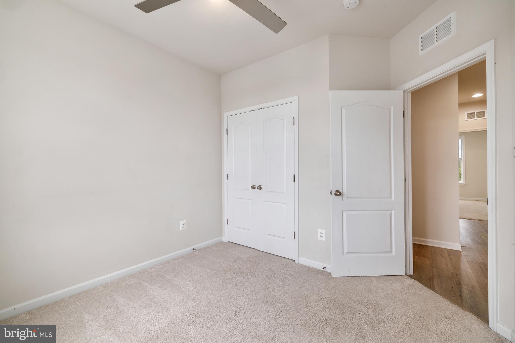 LAUREL OVERLOOK - Residential