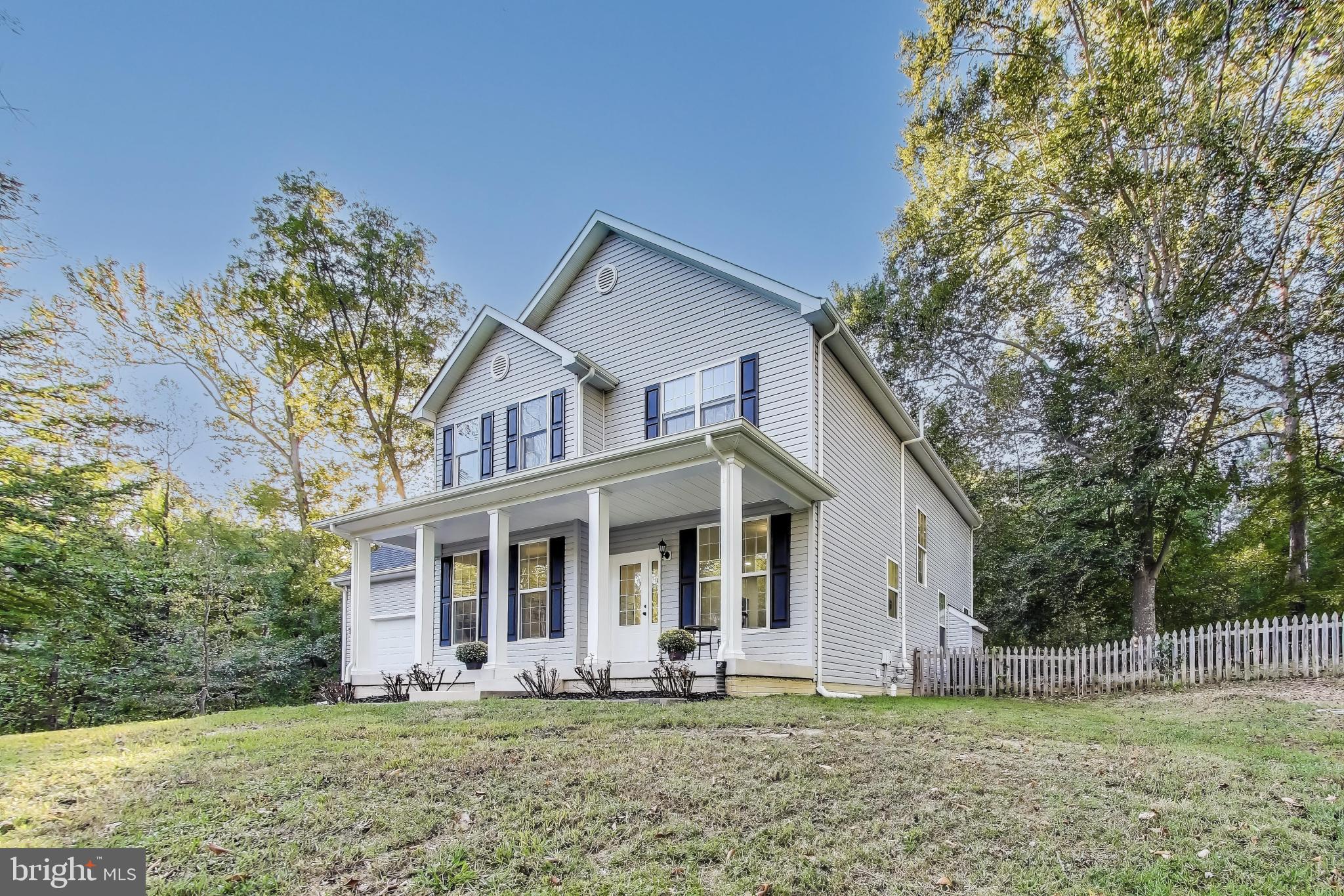 28 PERKINS LANE