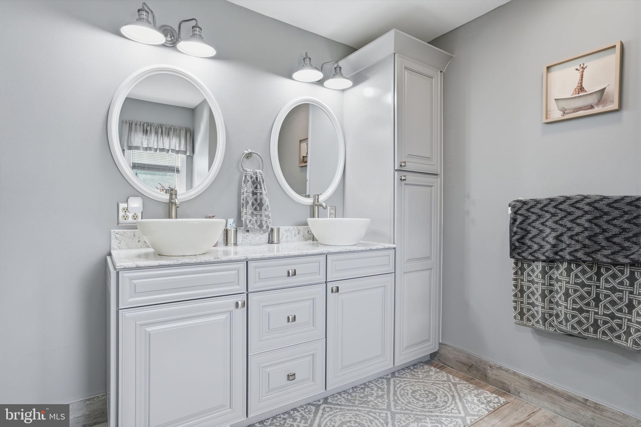 IDLEWOOD - Residential