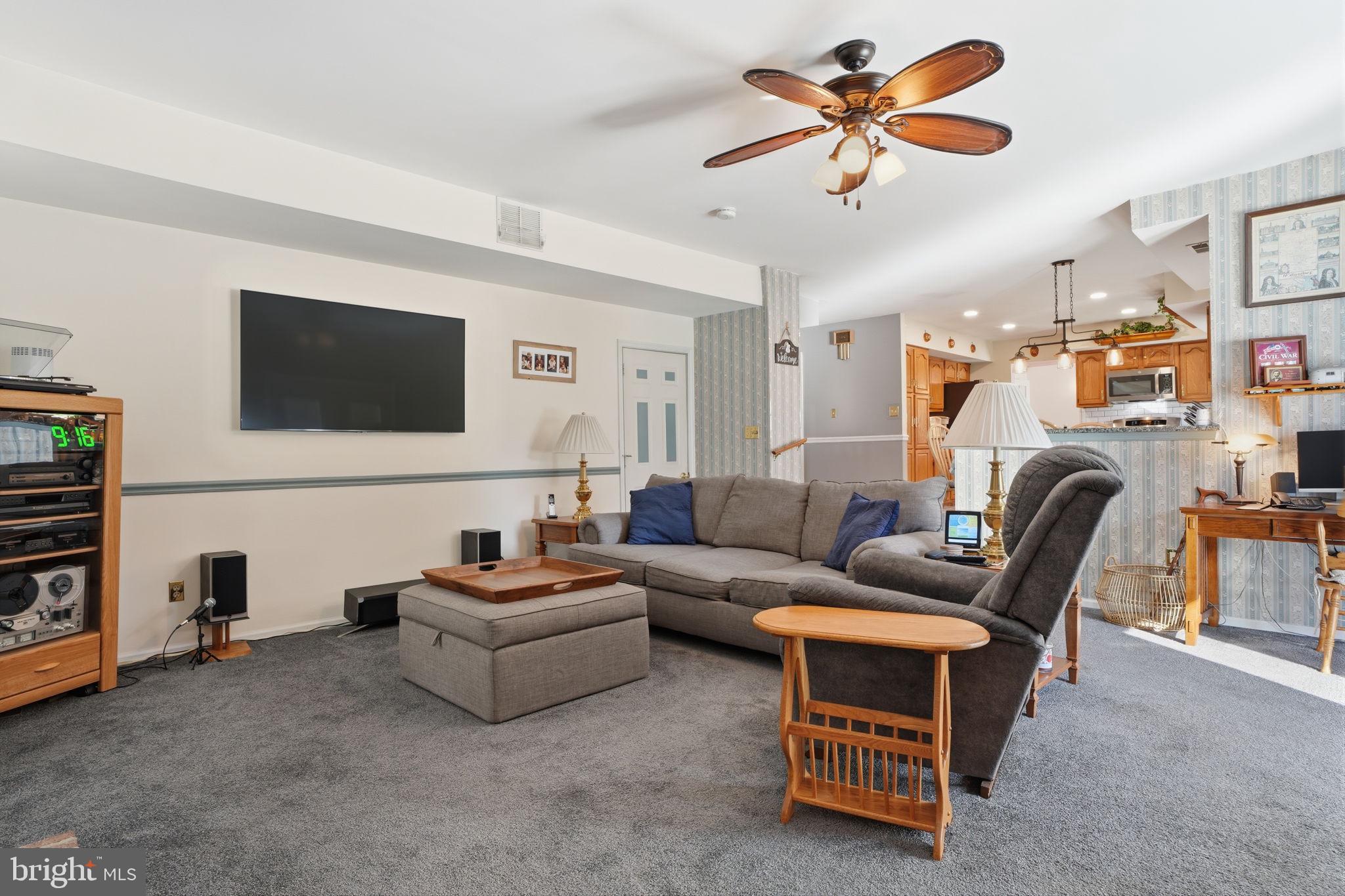 IDLEWOOD - Residential