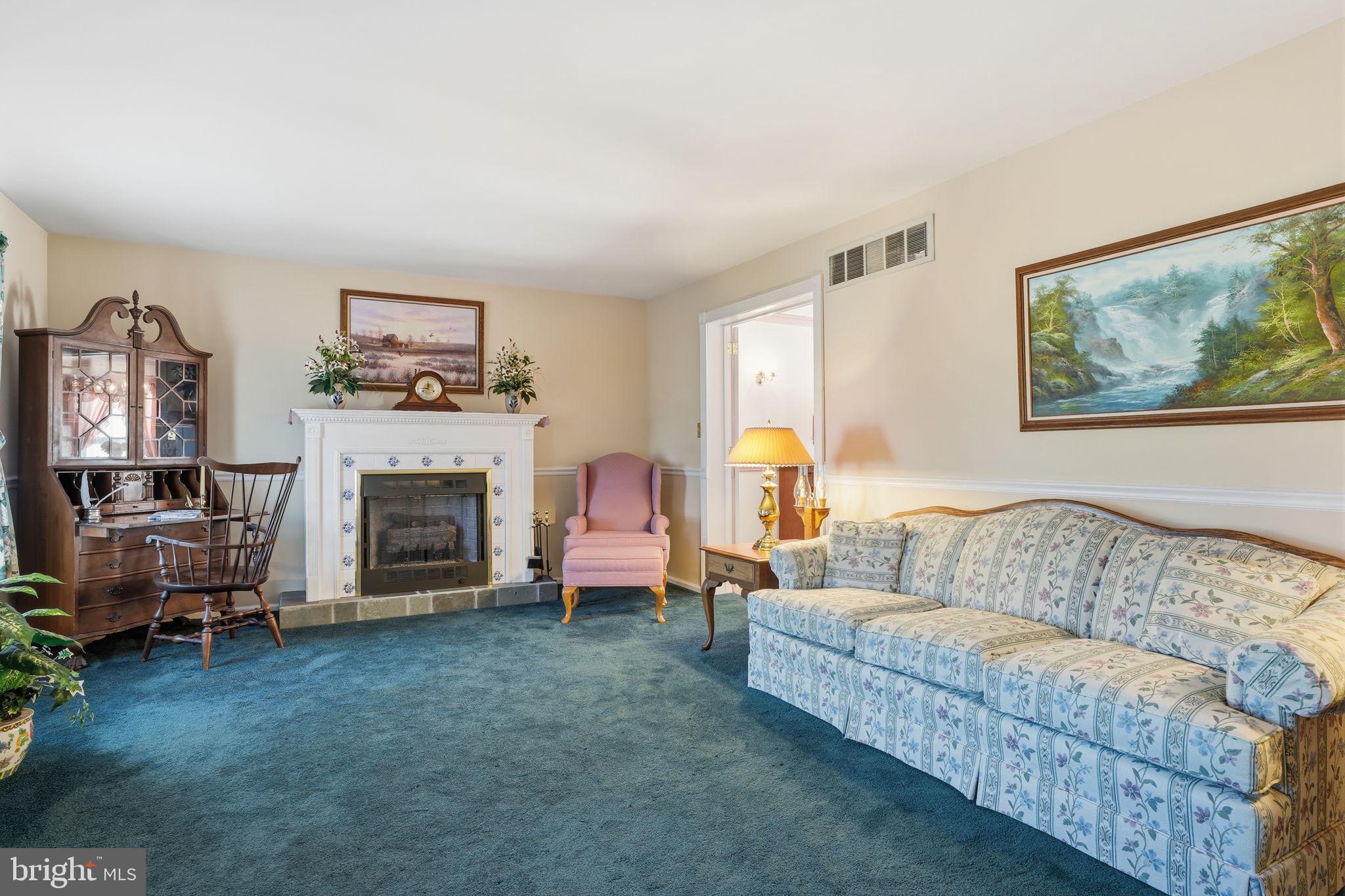 IDLEWOOD - Residential