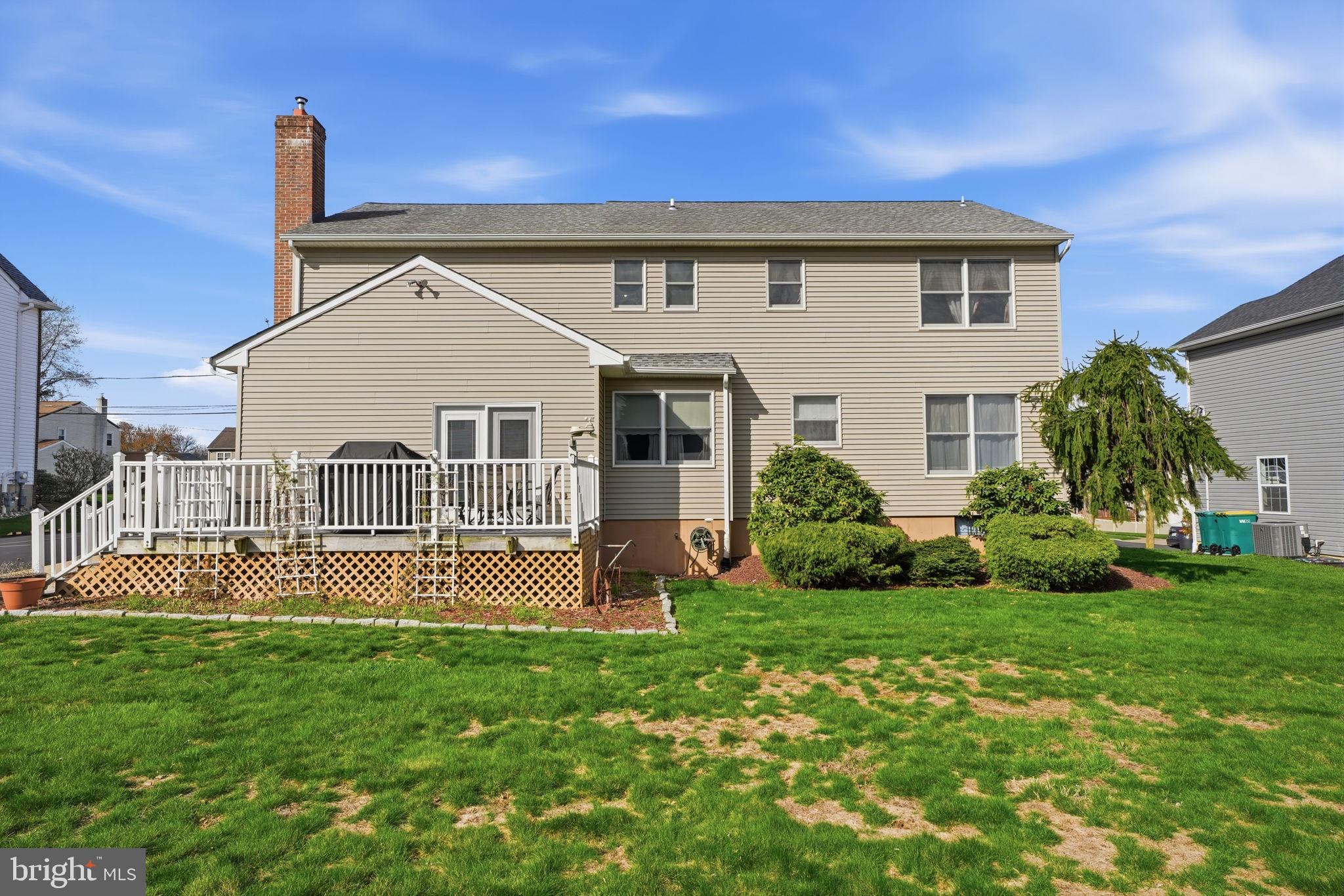 IDLEWOOD - Residential