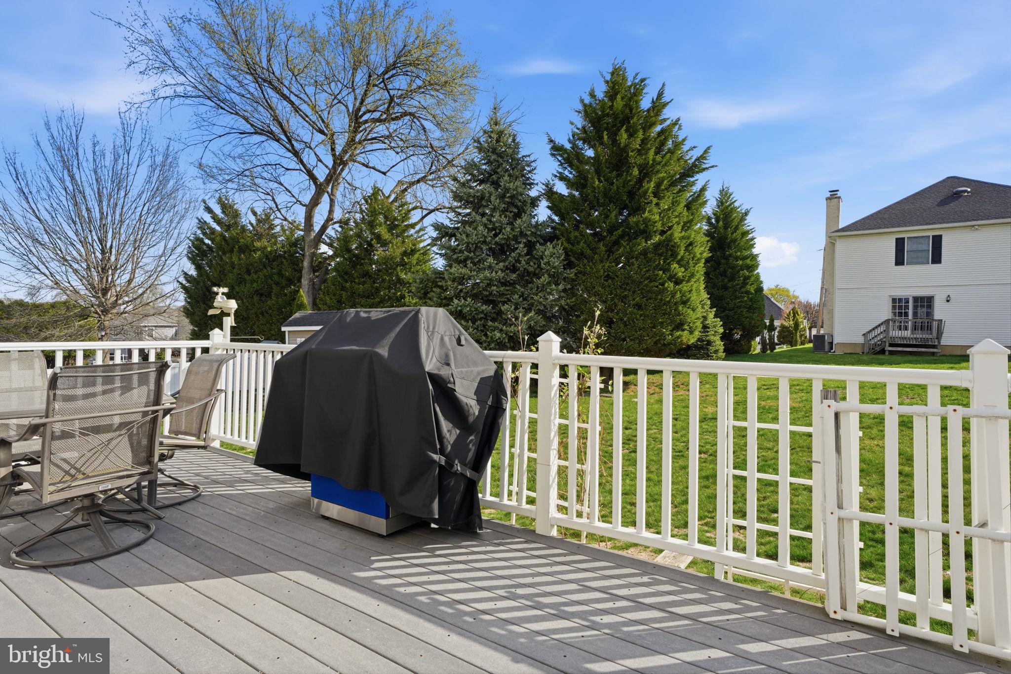 IDLEWOOD - Residential