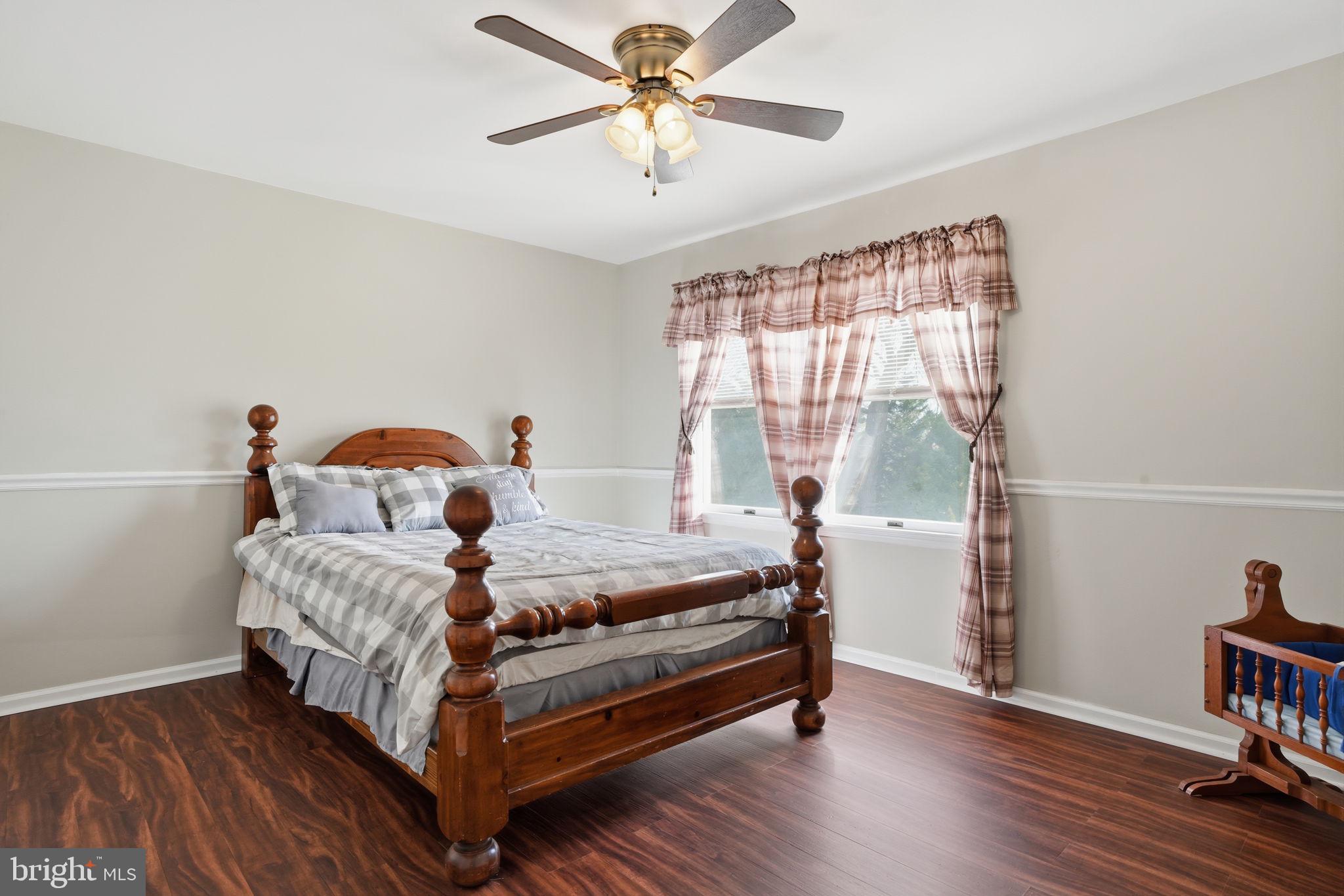 IDLEWOOD - Residential