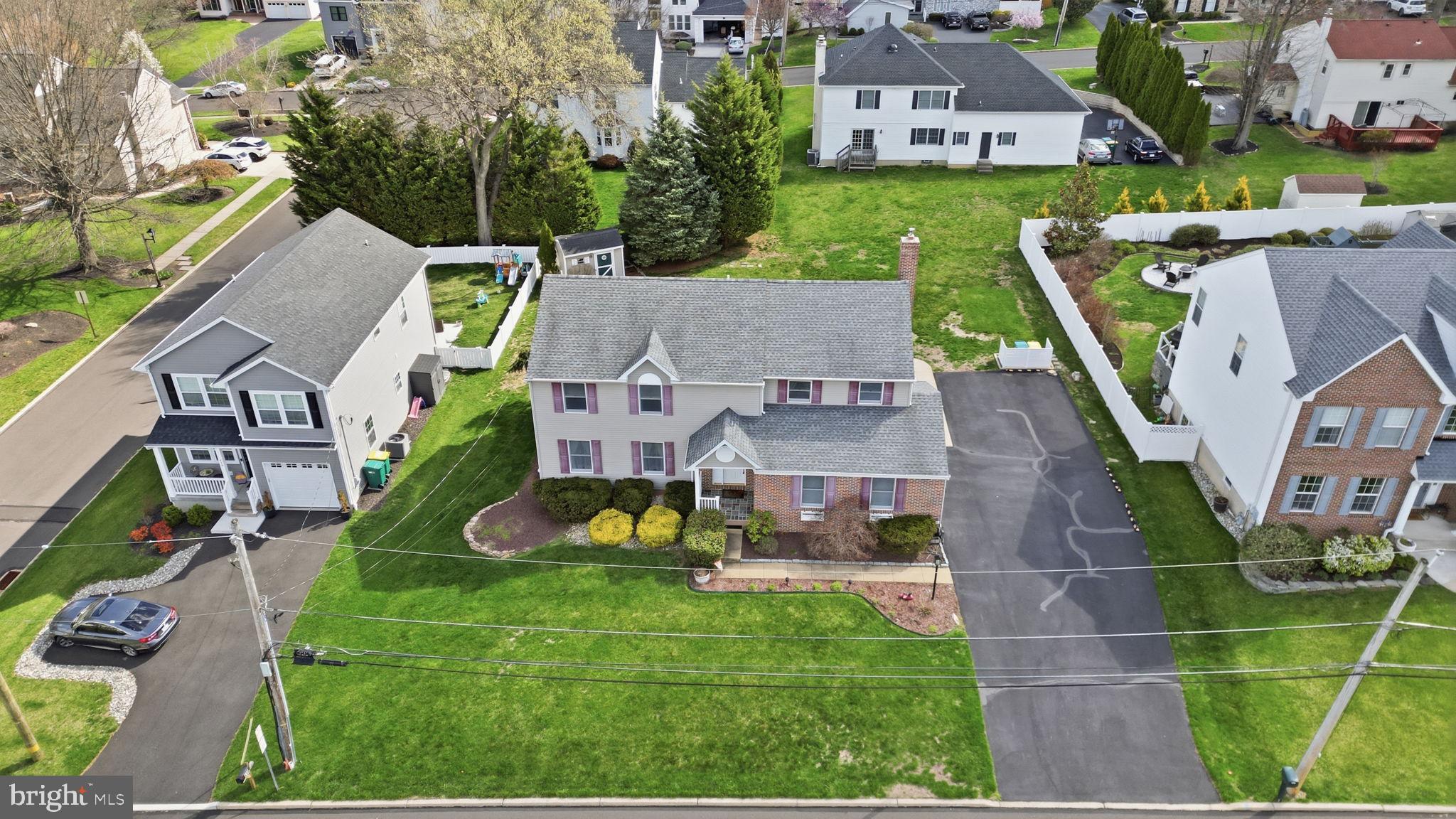 IDLEWOOD - Residential