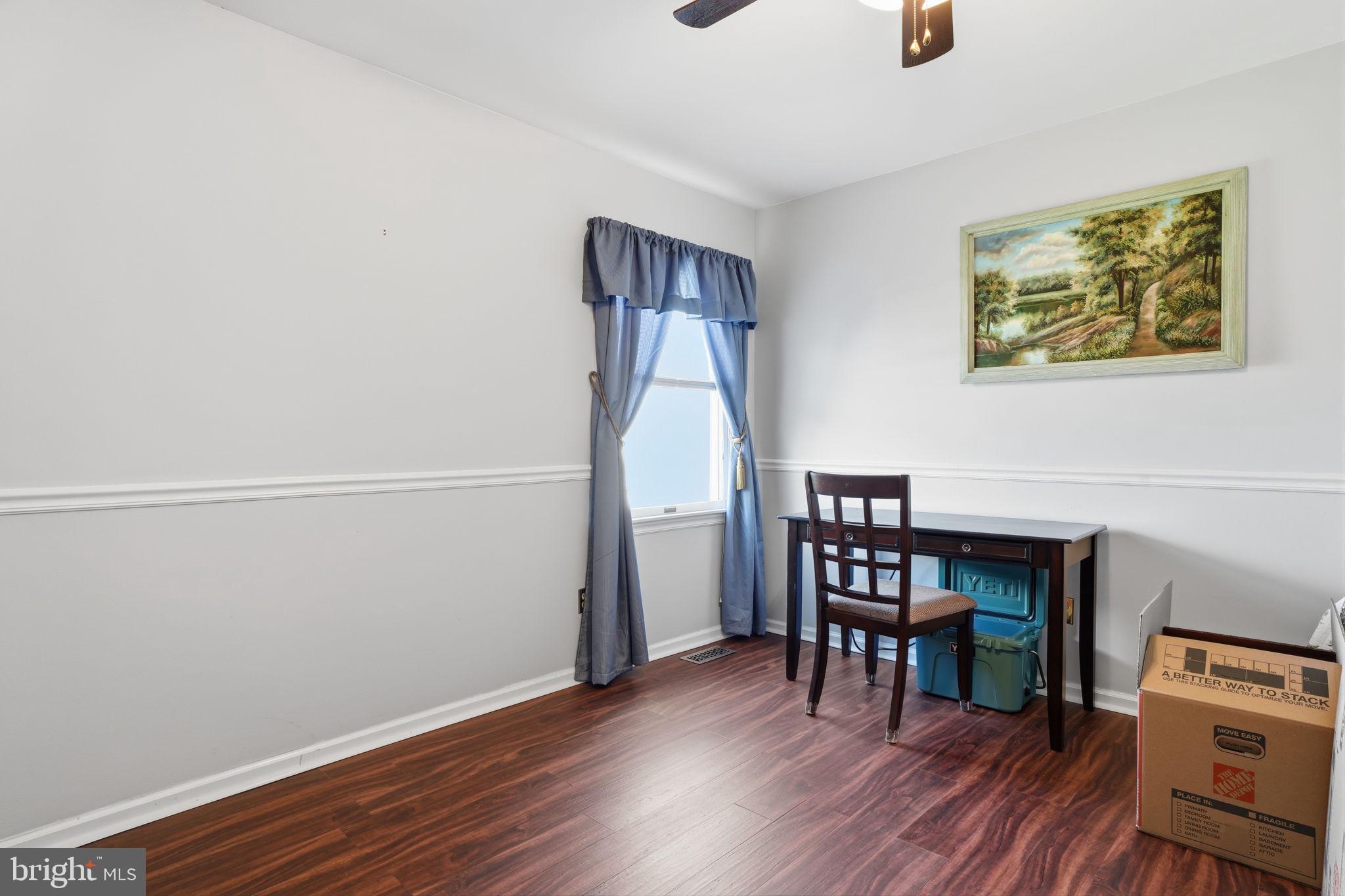 IDLEWOOD - Residential