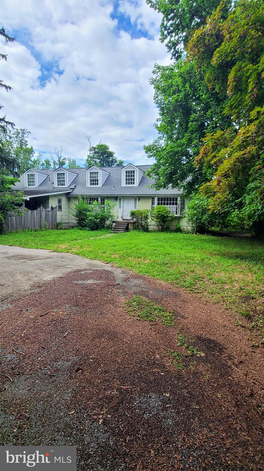 1800 CHESAPEAKE PLACE