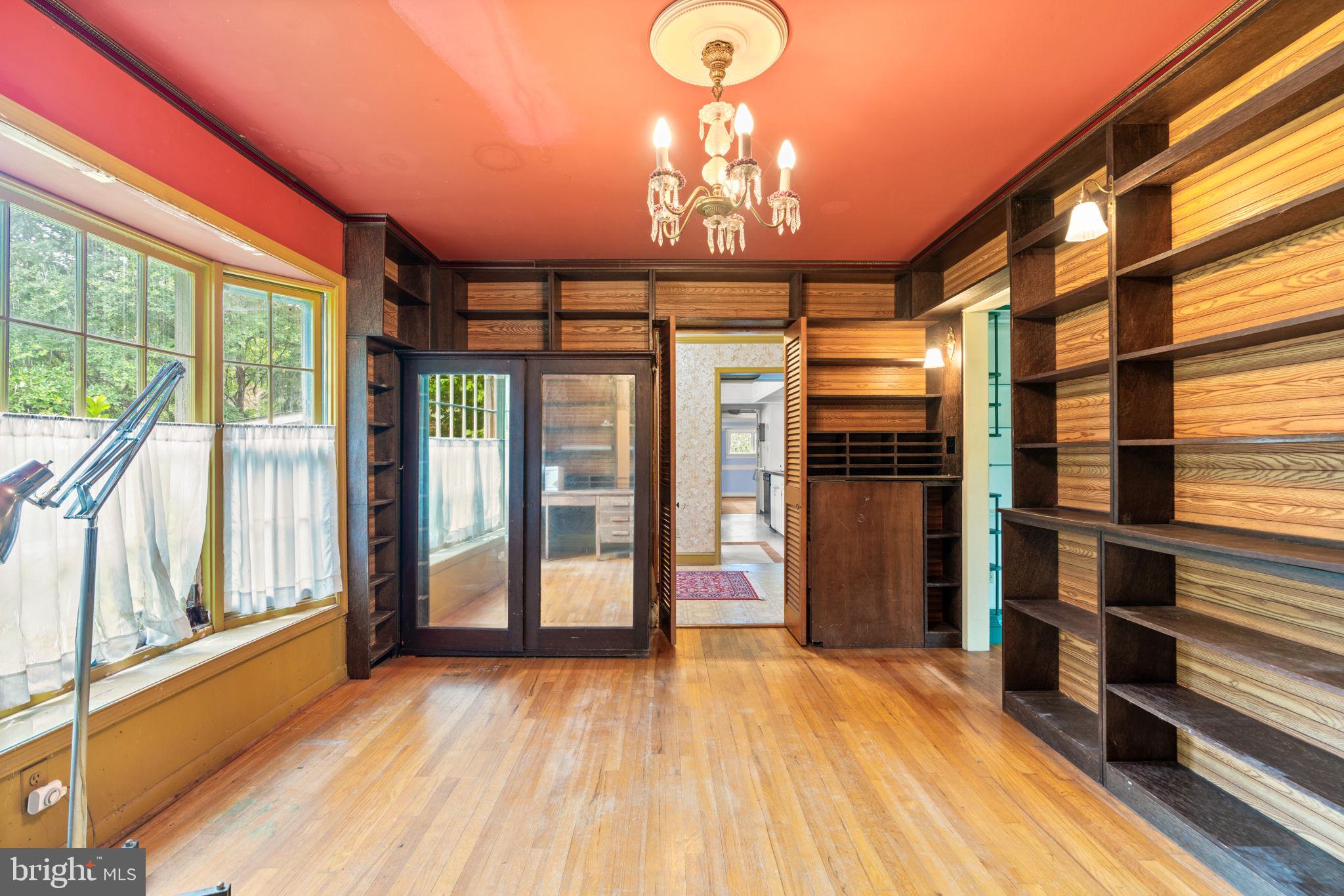 1800 CHESAPEAKE PLACE