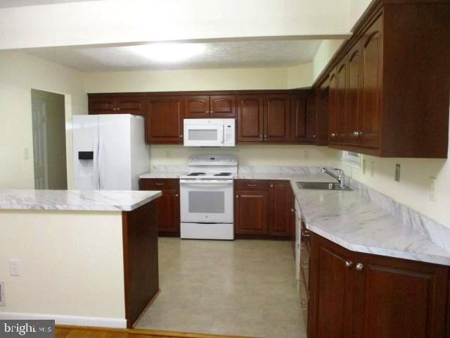 INDIAN CREEK ESTATES - Residential