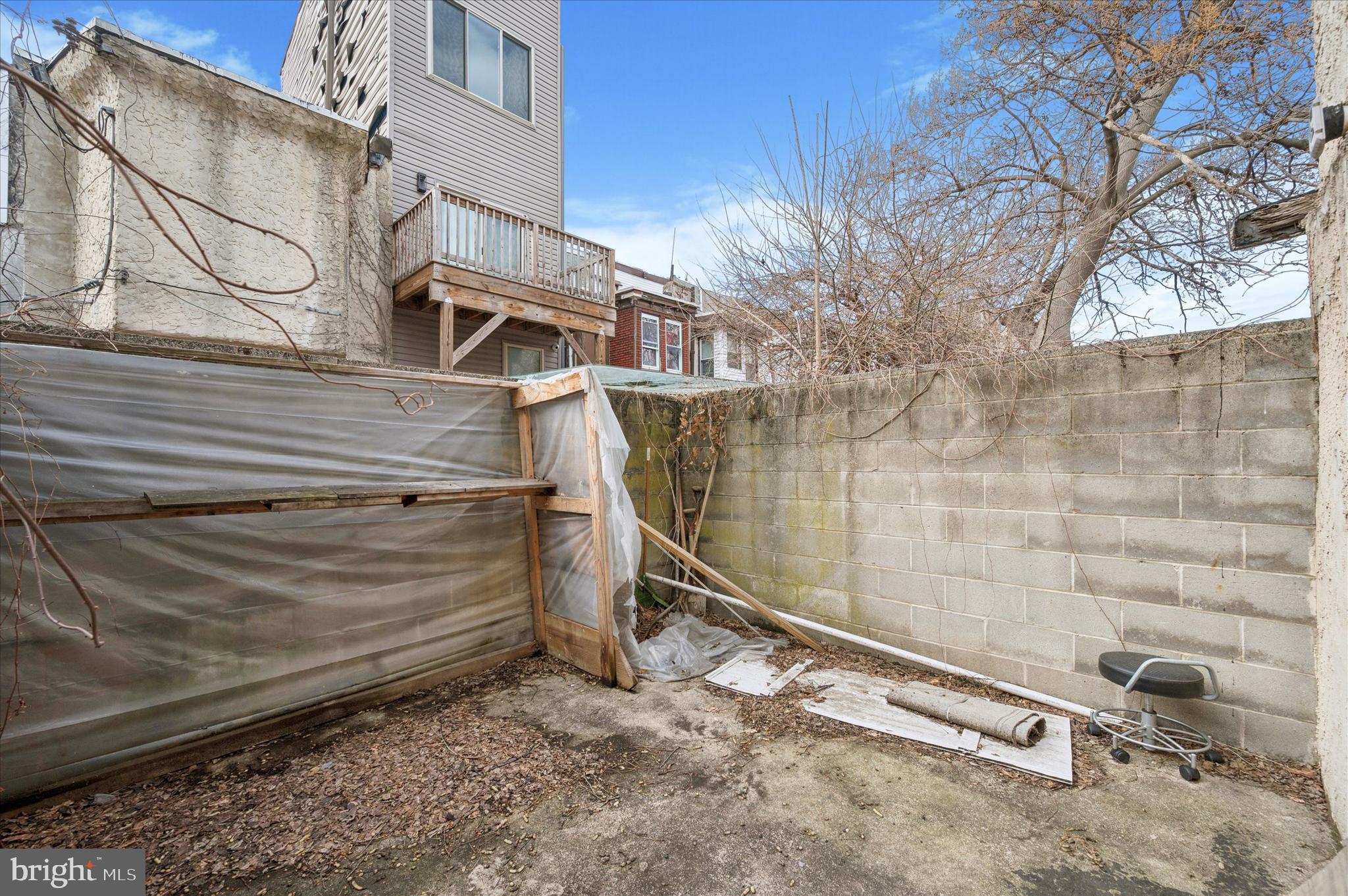 NORRIS SQUARE - Residential