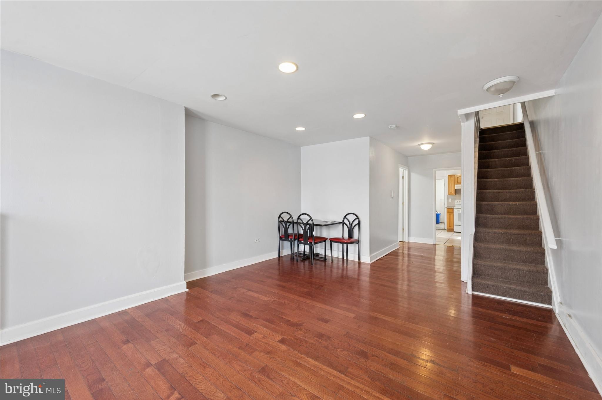 NORRIS SQUARE - Residential