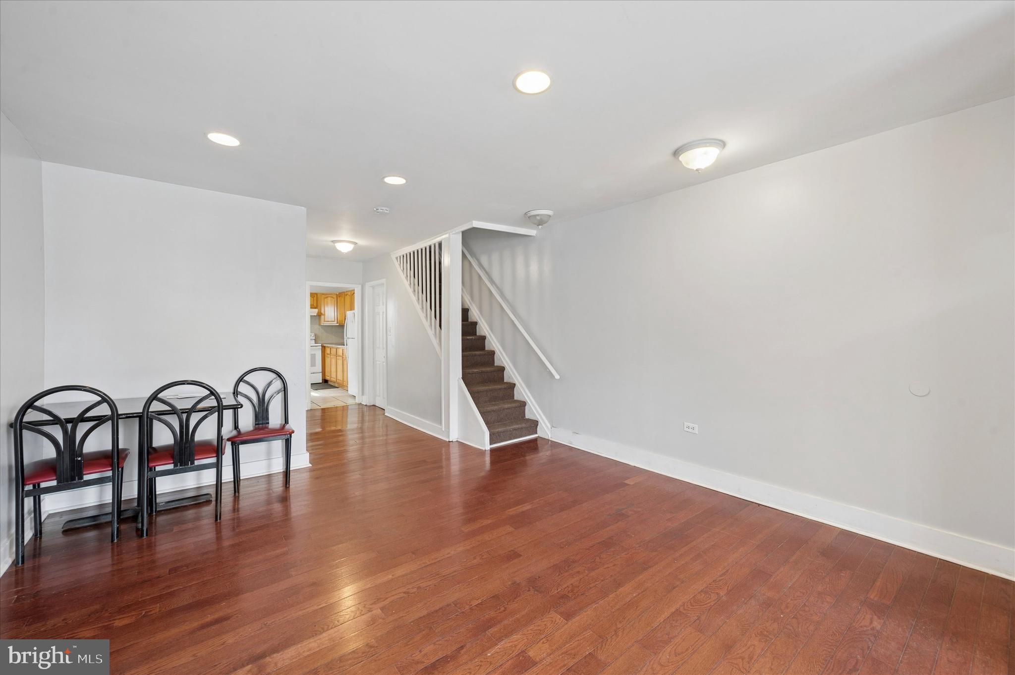 NORRIS SQUARE - Residential