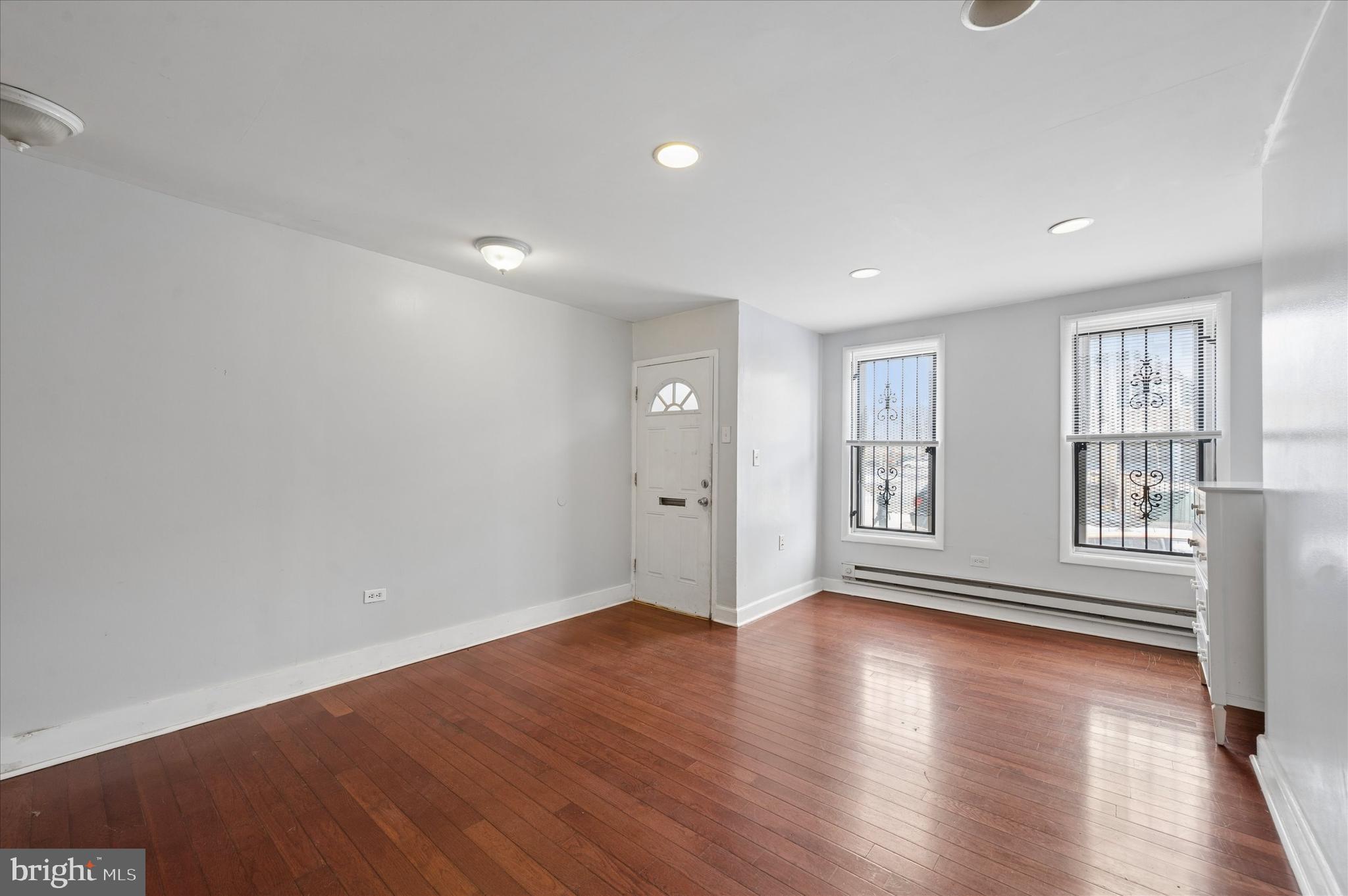 NORRIS SQUARE - Residential