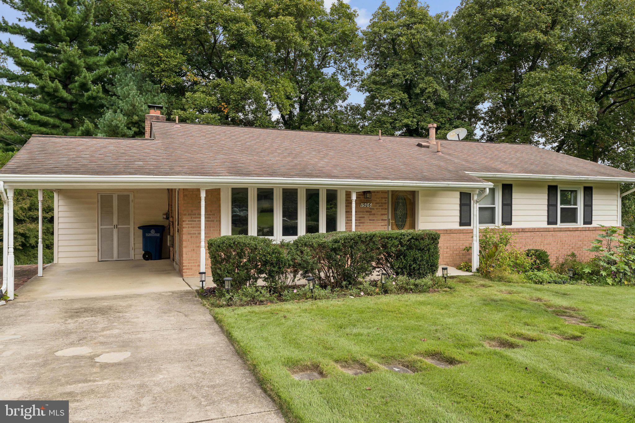 1506 AINSLEY ROAD