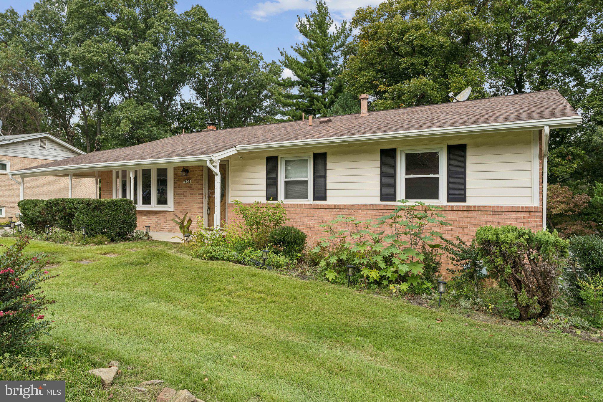 1506 AINSLEY ROAD