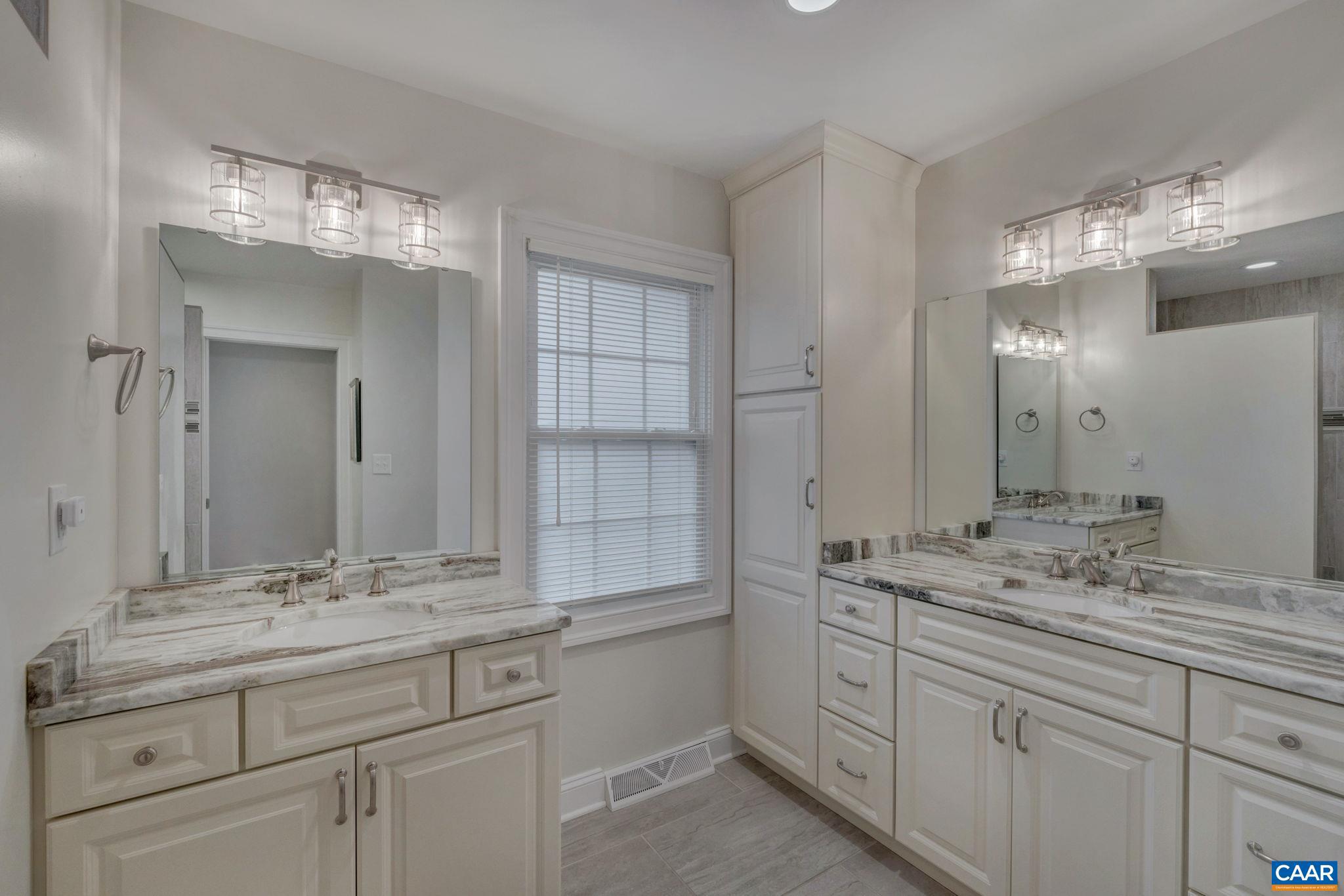 LOCUST GROVE - Residential