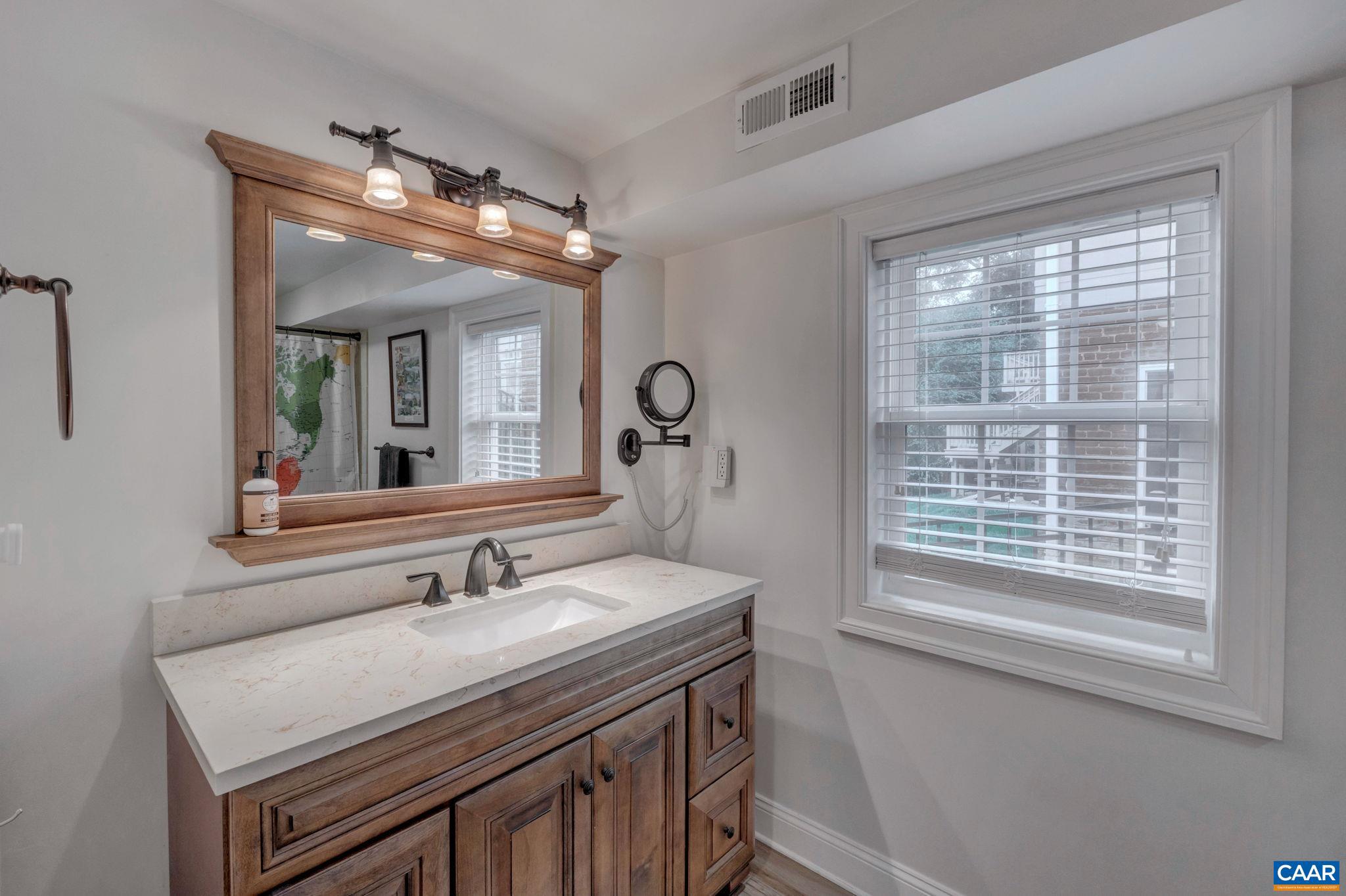 LOCUST GROVE - Residential
