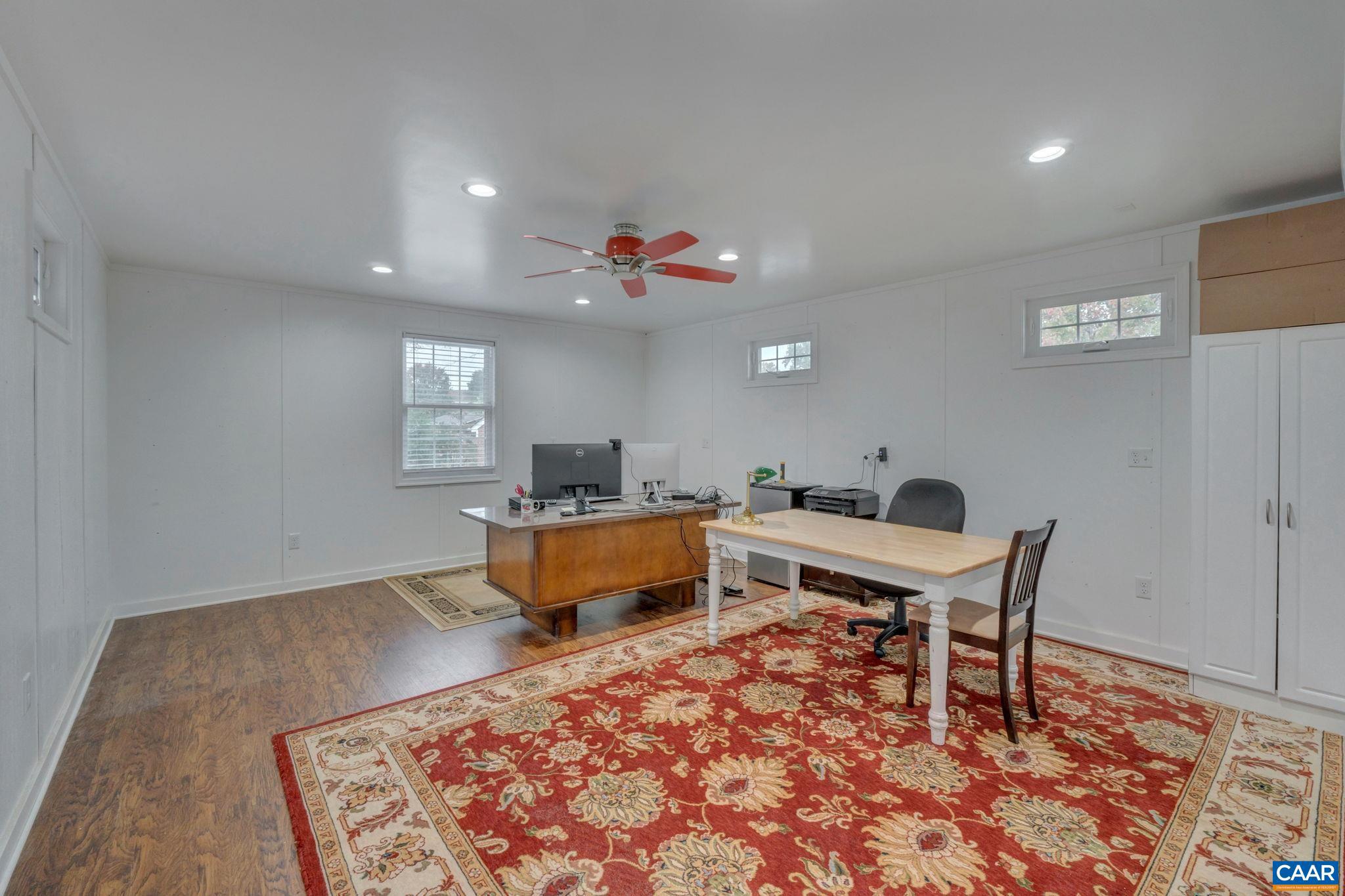 LOCUST GROVE - Residential