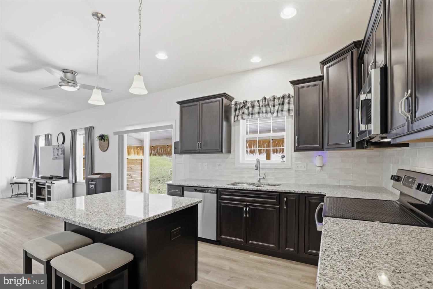 THE WOODS - Residential