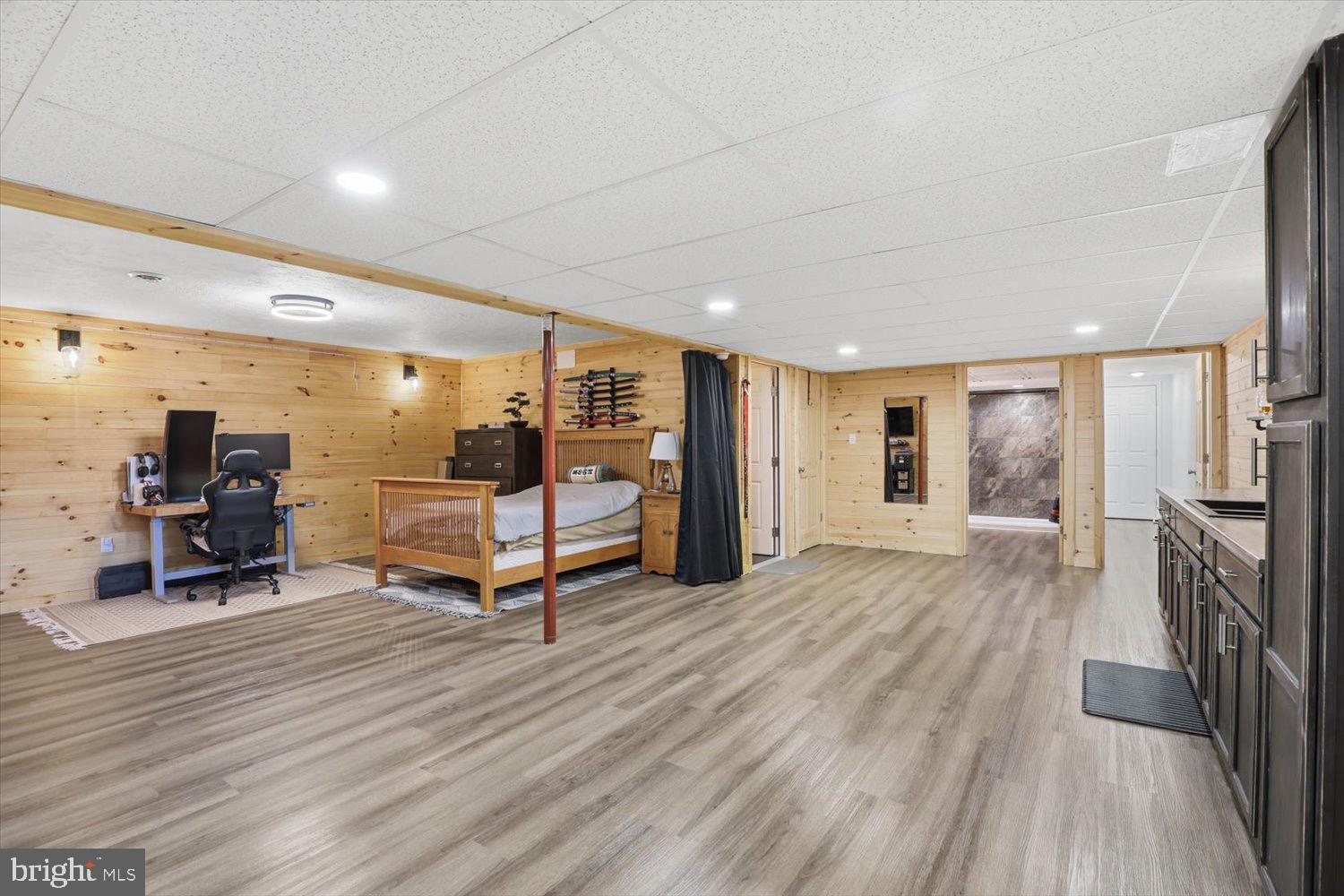 THE WOODS - Residential