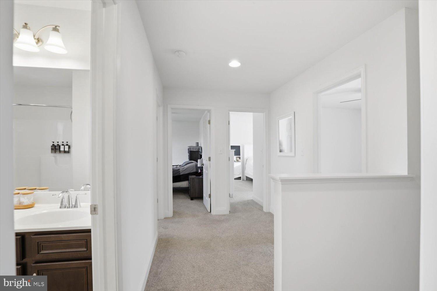 THE WOODS - Residential