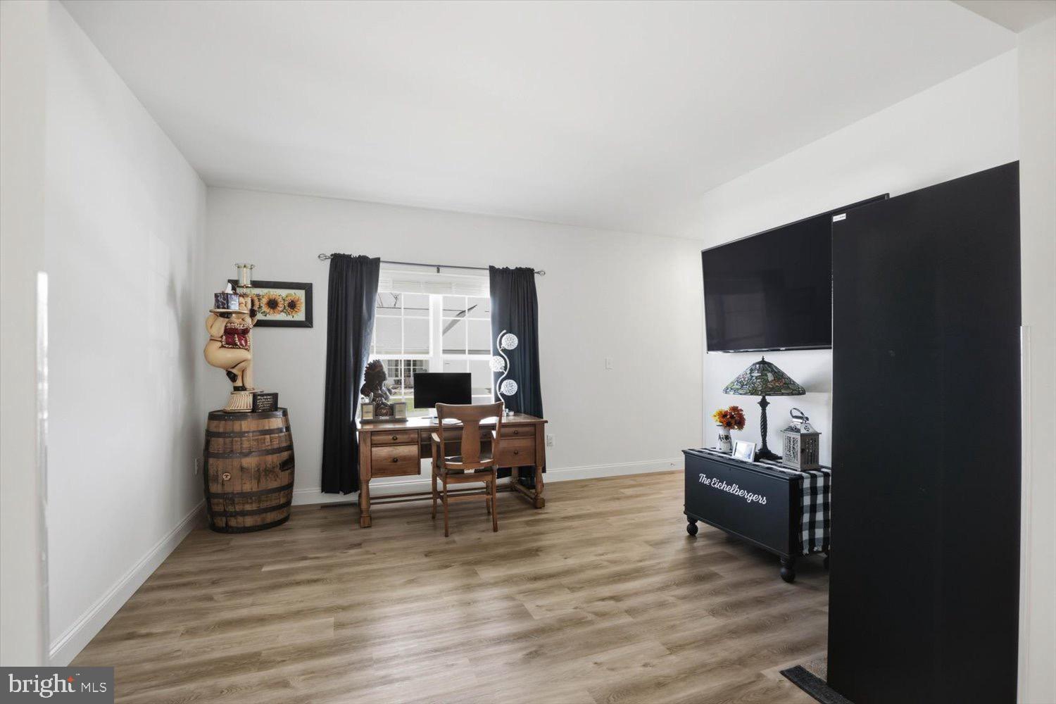 THE WOODS - Residential