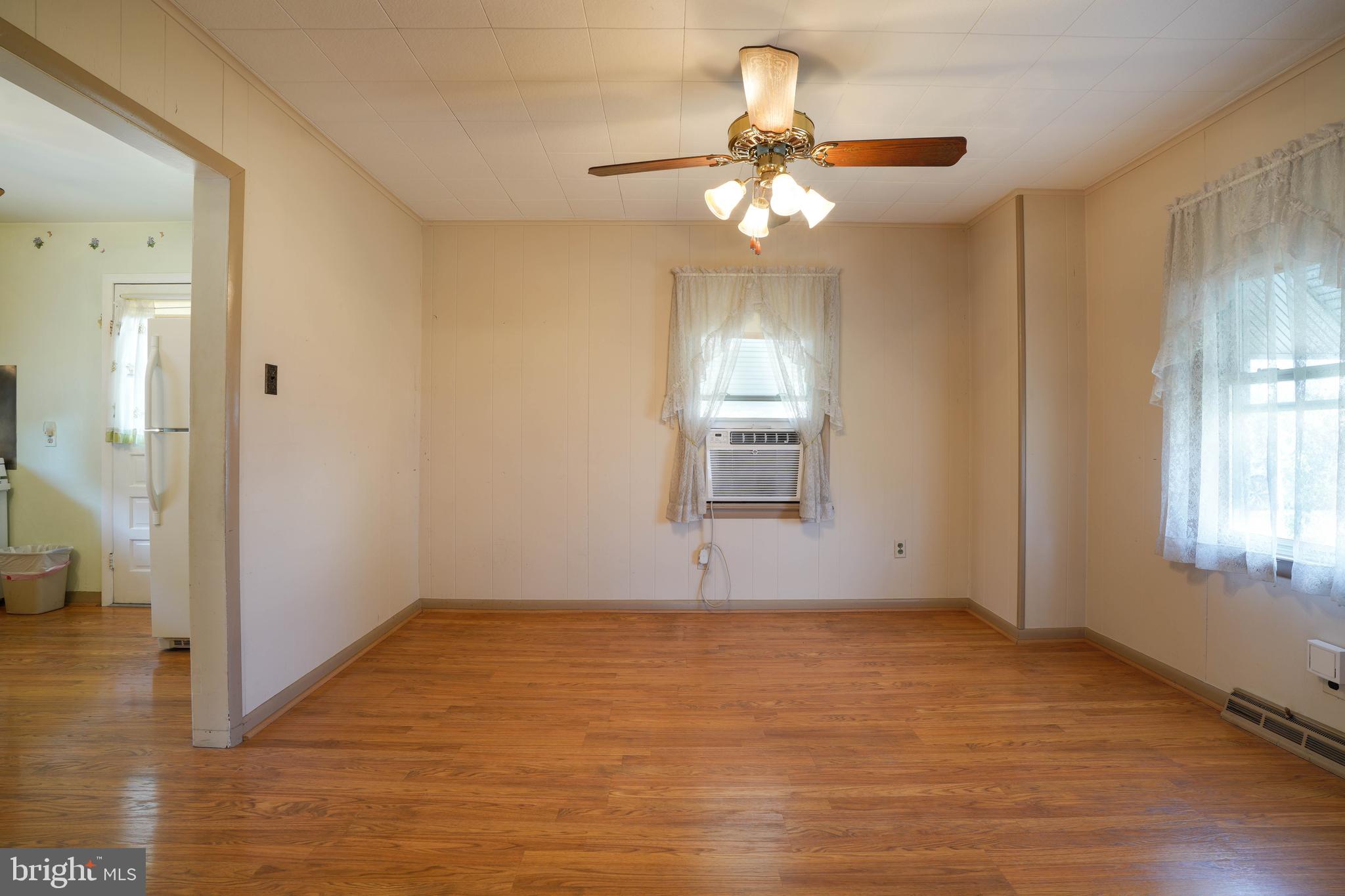 GLEN BURNIE - Residential