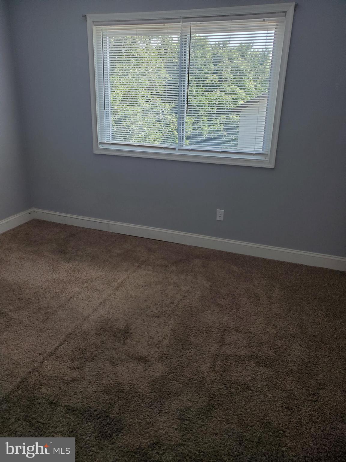 HUNTCREST CONDOMINIUM - Residential