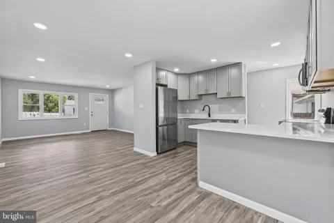 MLS: MDAA2157988