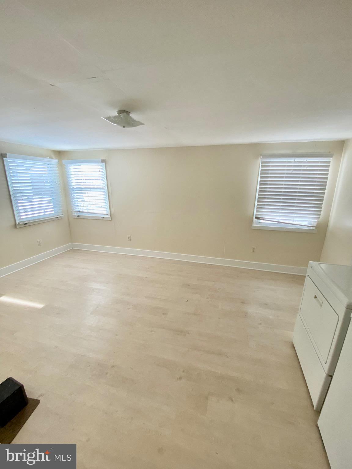 GLENMONT HILLS - Residential