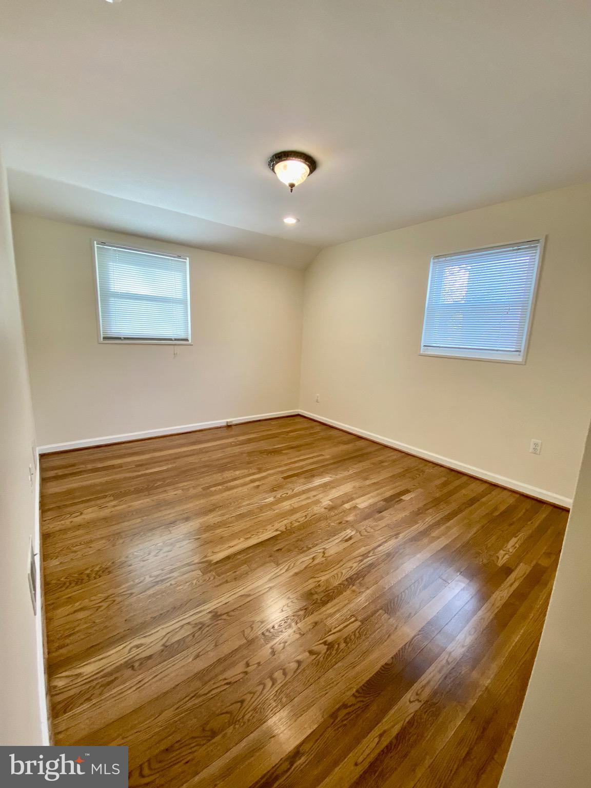 GLENMONT HILLS - Residential