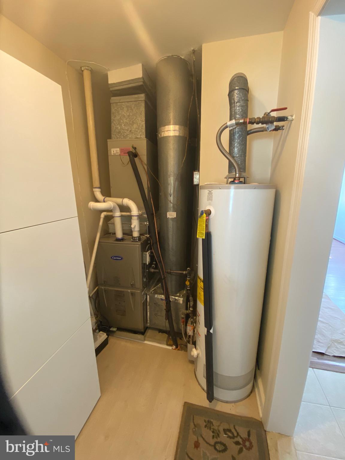 GLENMONT HILLS - Residential