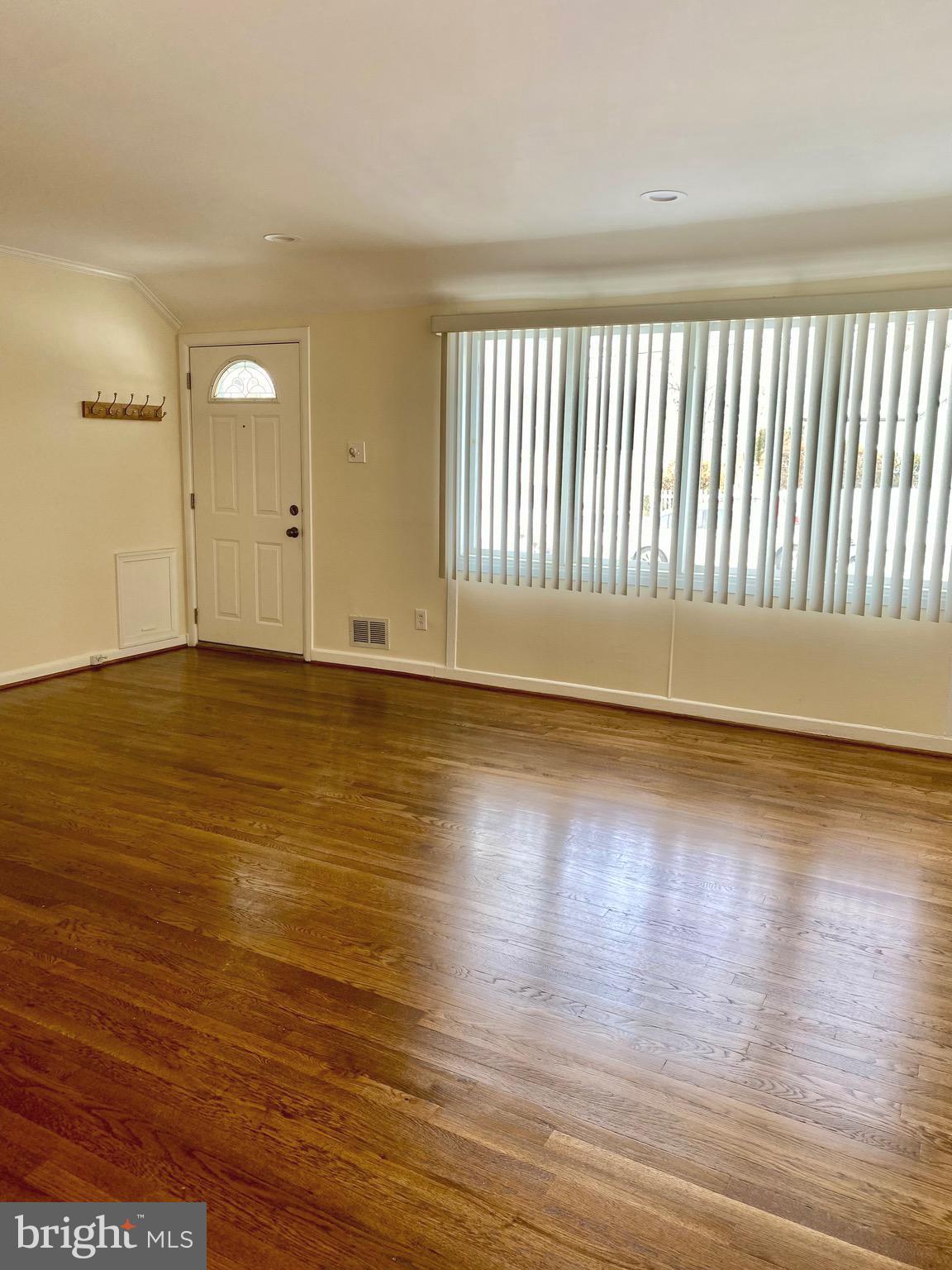 GLENMONT HILLS - Residential