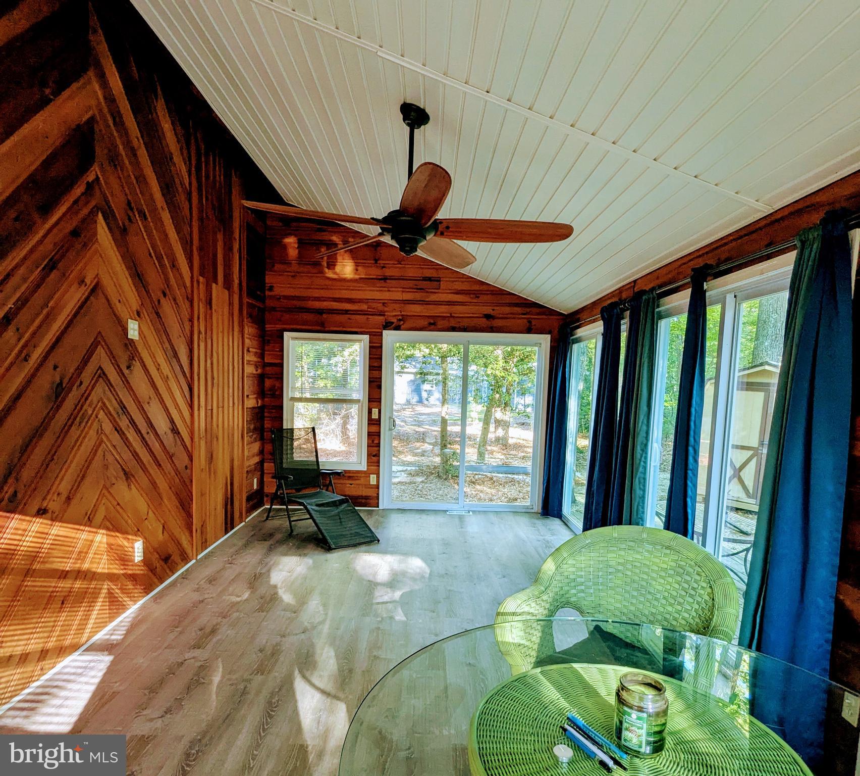 PINEY GLADE - Residential