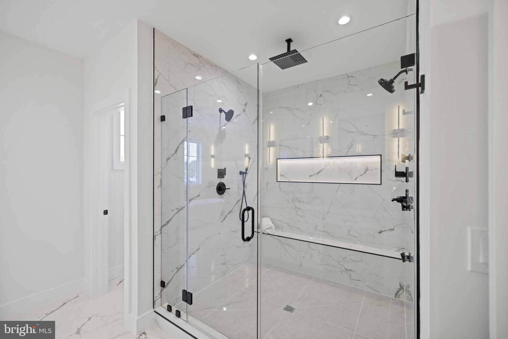 BROYHILLS MCLEAN ESTATES - Residential