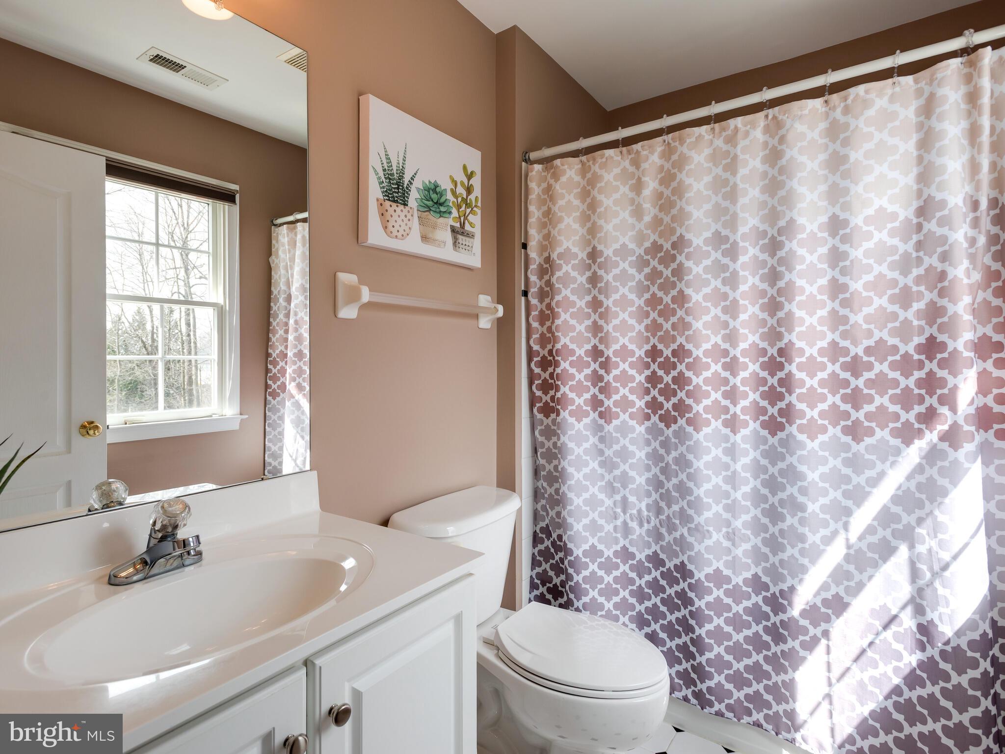 SWEDESFORD CHASE - Residential