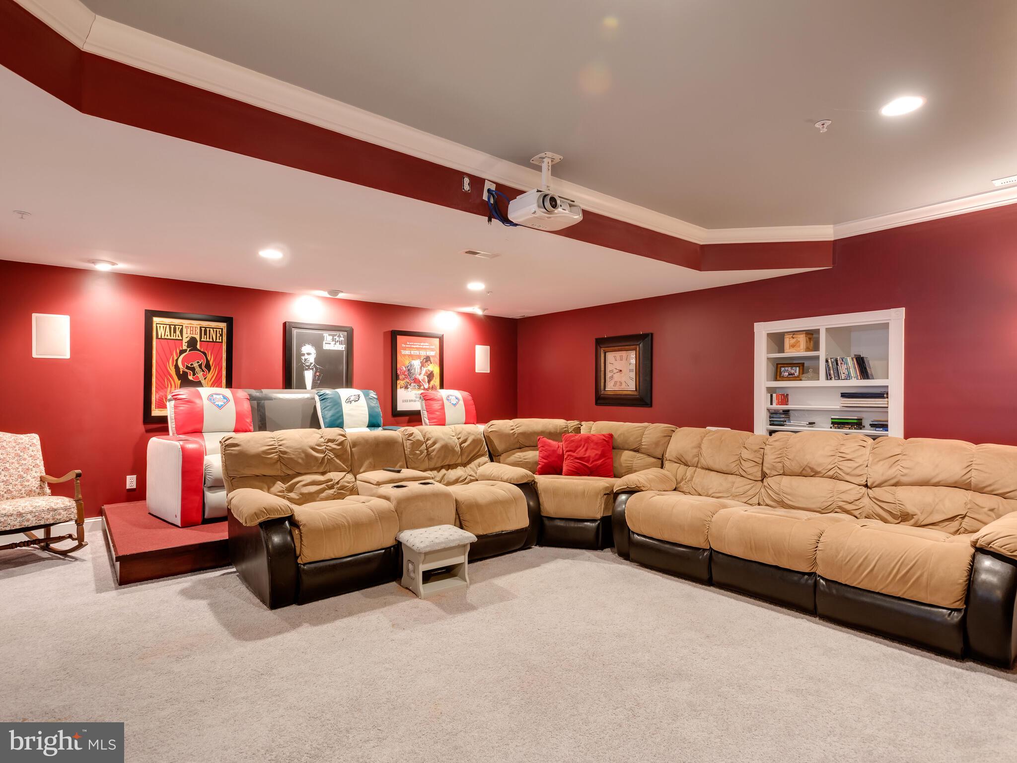 SWEDESFORD CHASE - Residential