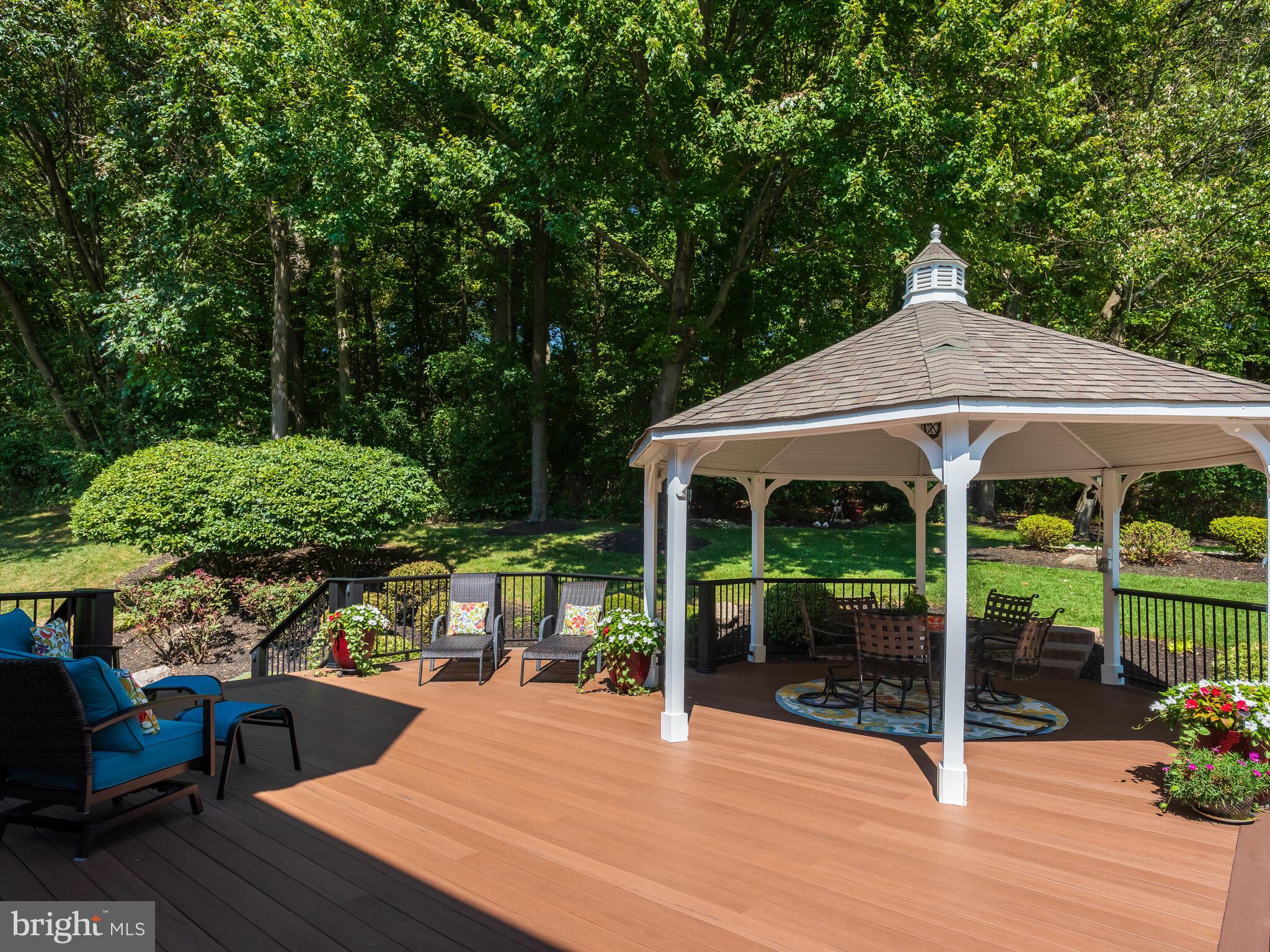 SWEDESFORD CHASE - Residential