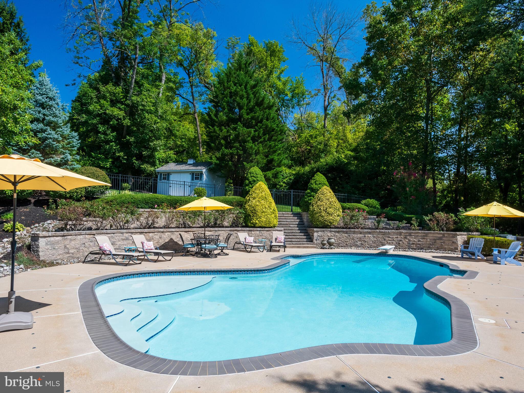 515 PRESTON COURT