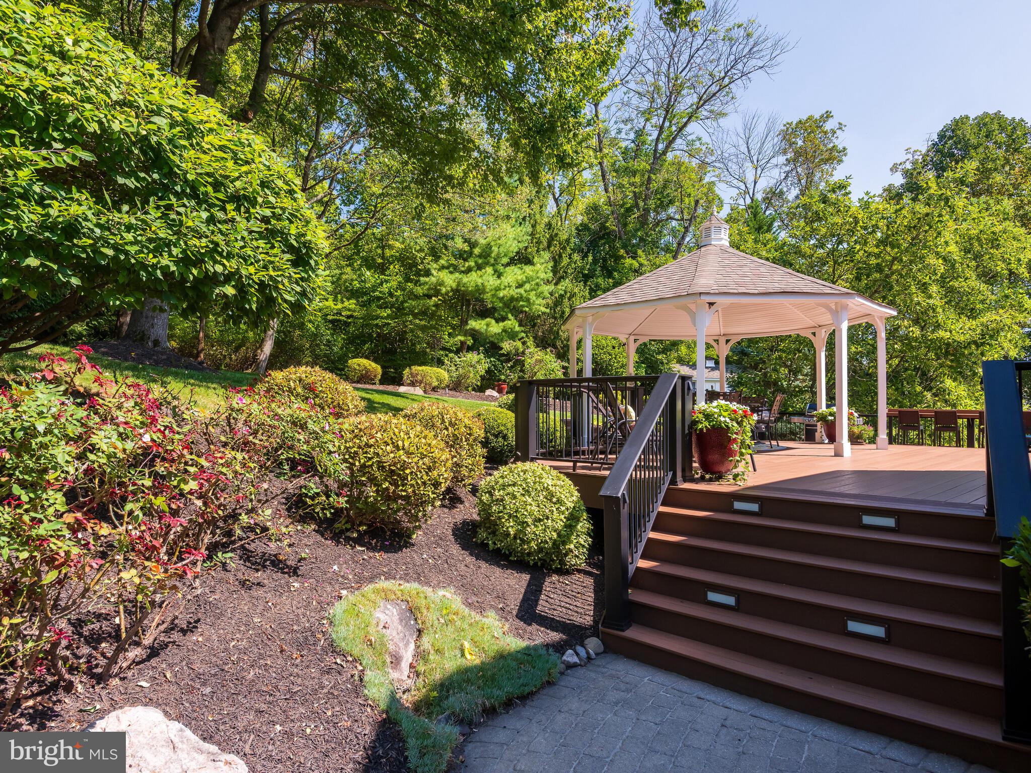 SWEDESFORD CHASE - Residential