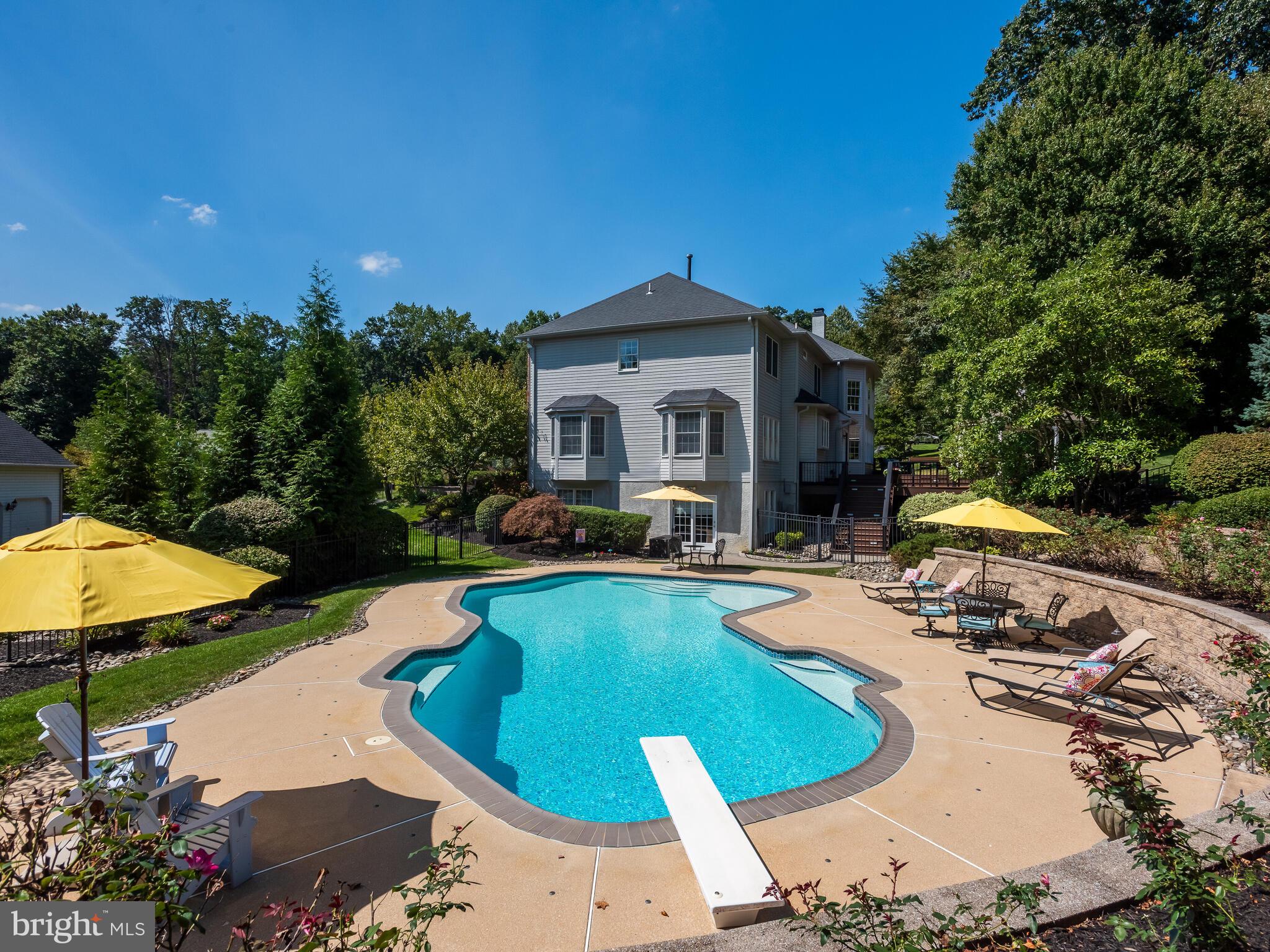 515 PRESTON COURT