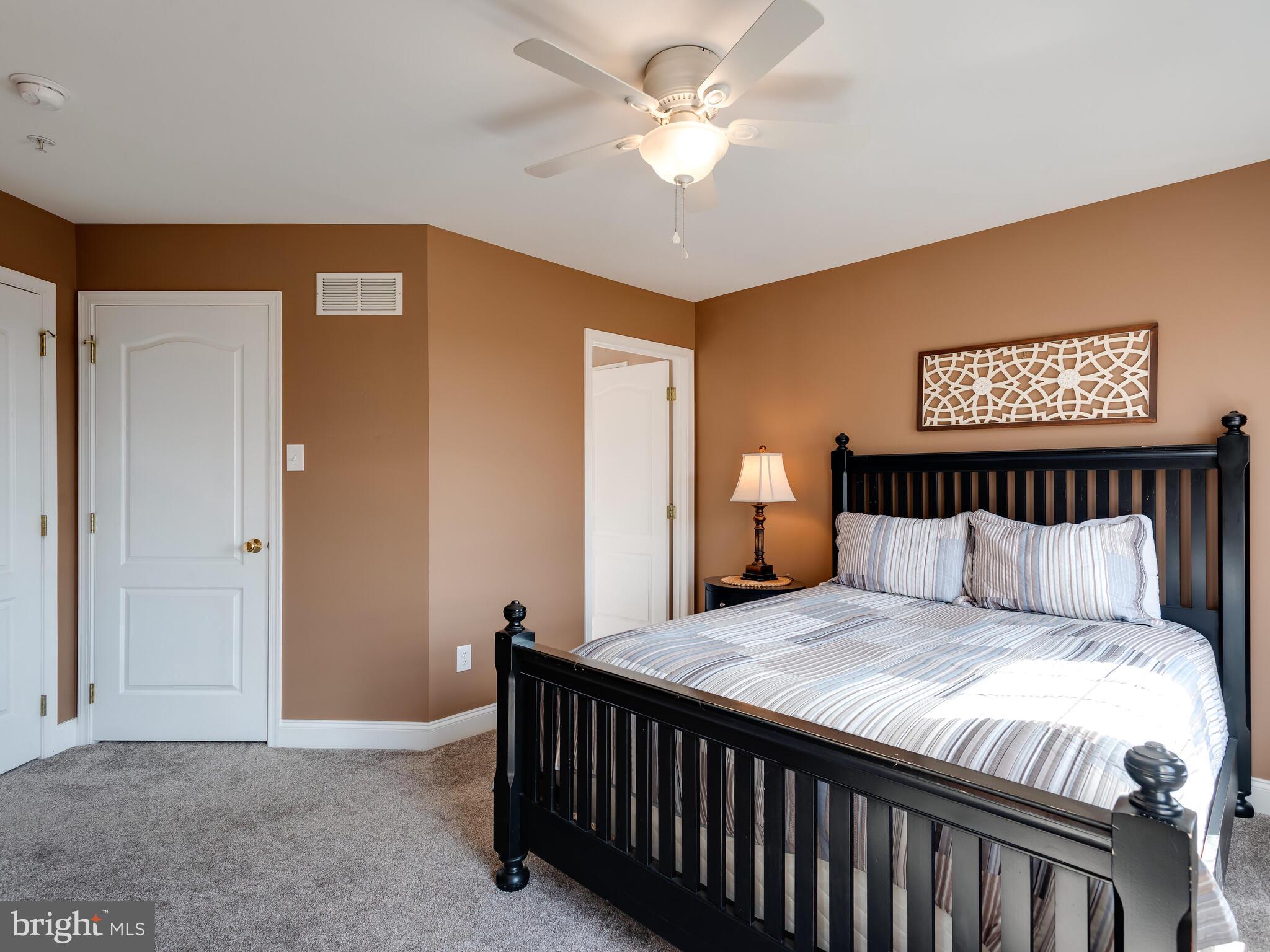 SWEDESFORD CHASE - Residential