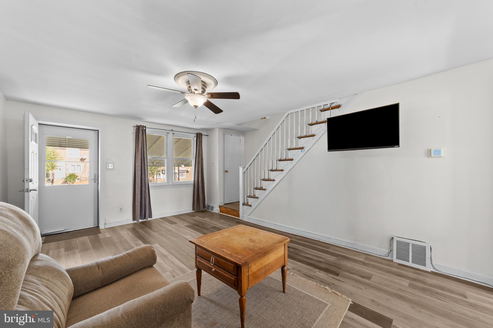 1314 FARRINGTON ROAD