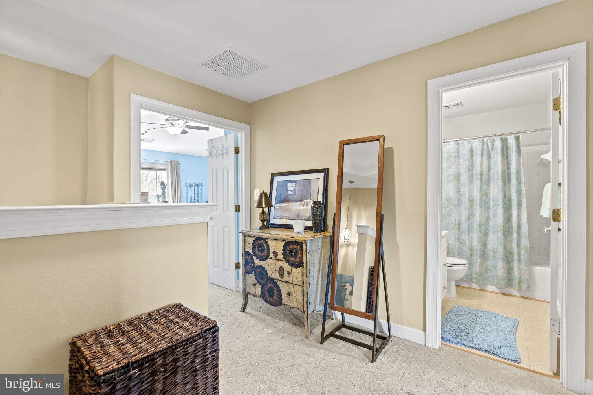 RIVERSIDE STATION - Residential