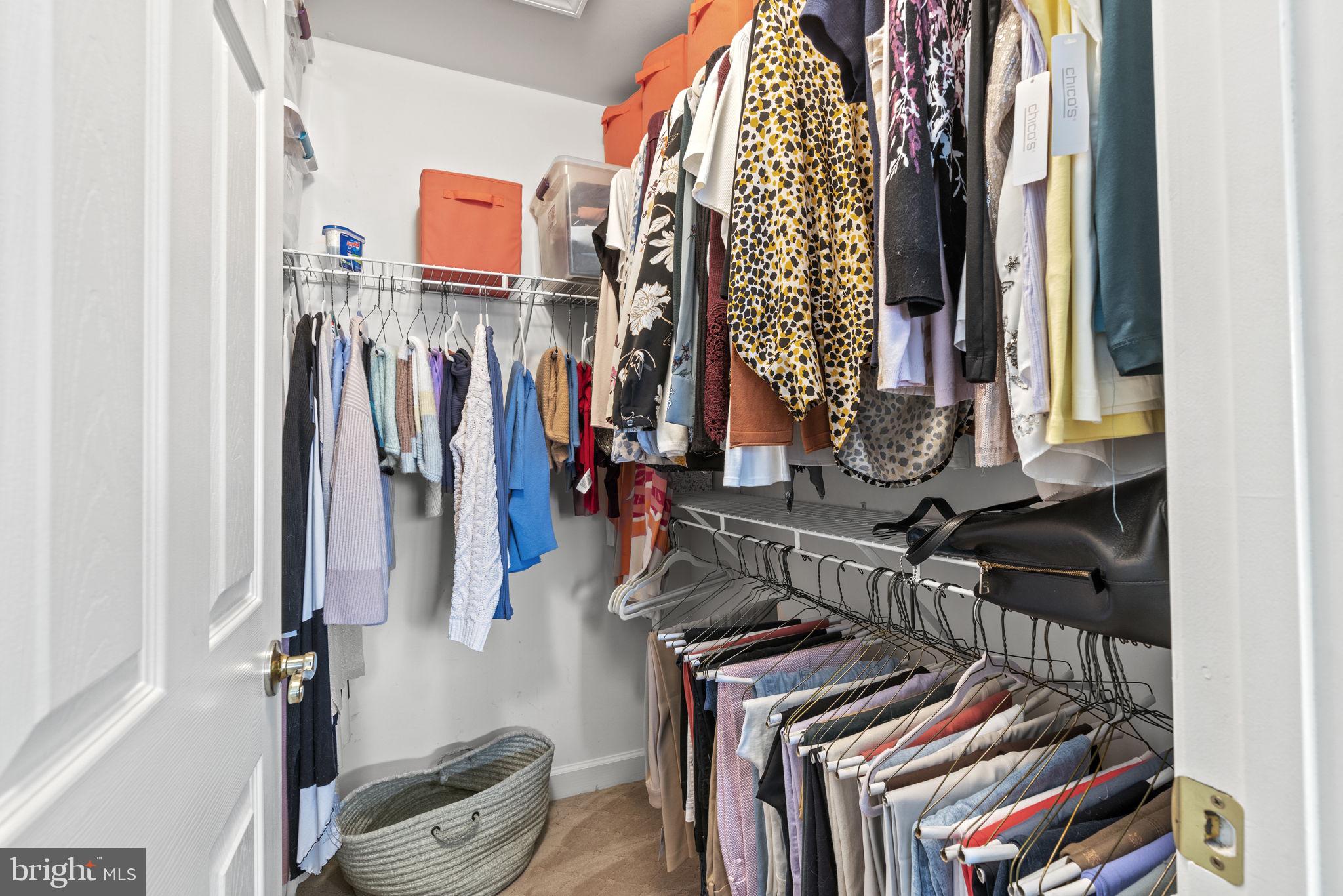 RIVERSIDE STATION - Residential