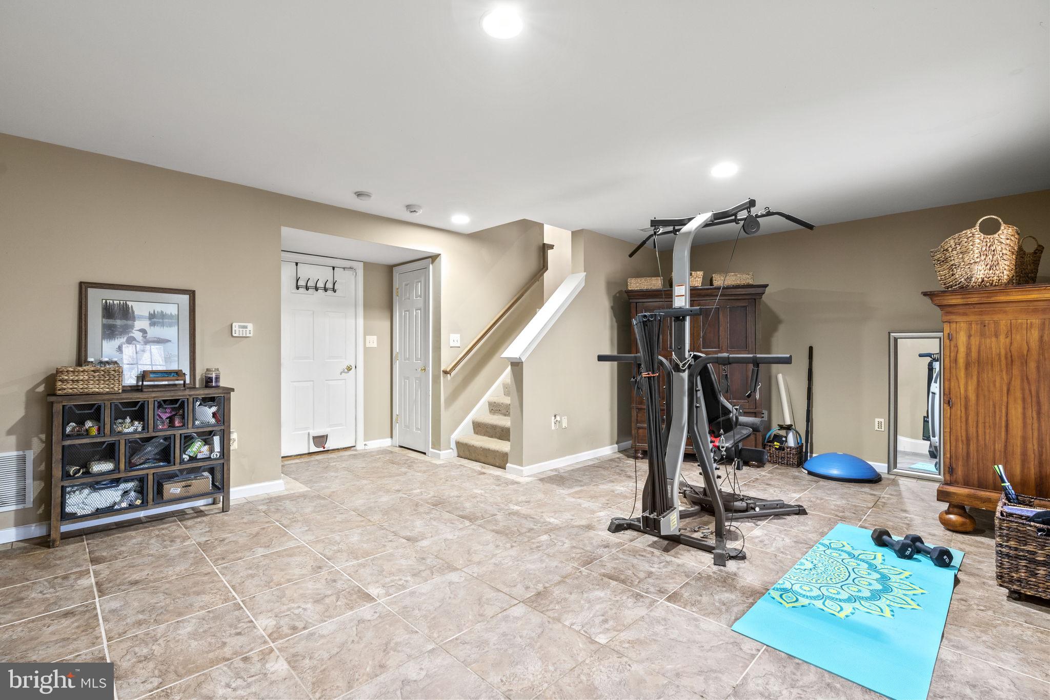 RIVERSIDE STATION - Residential